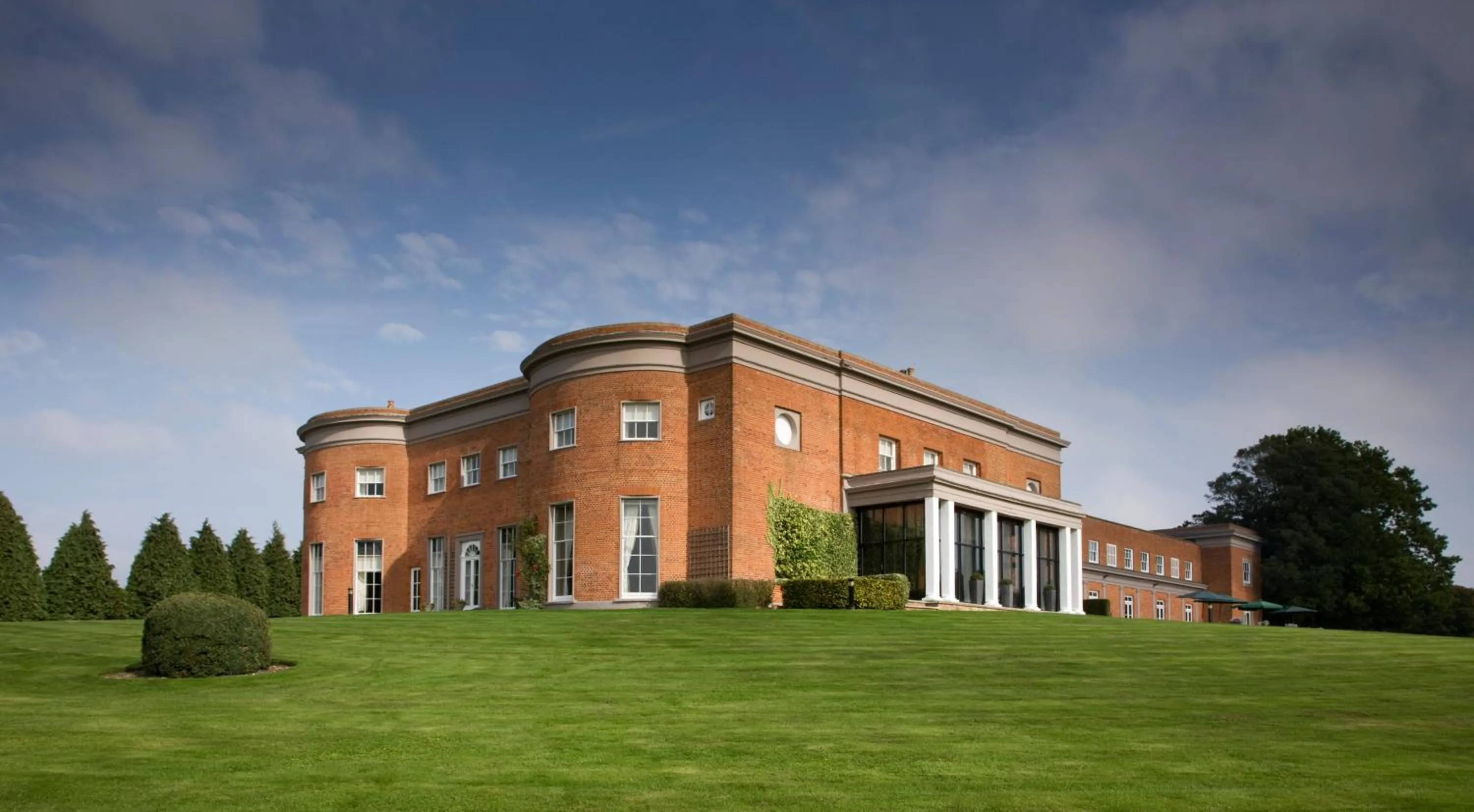 Property building in Highfield Park