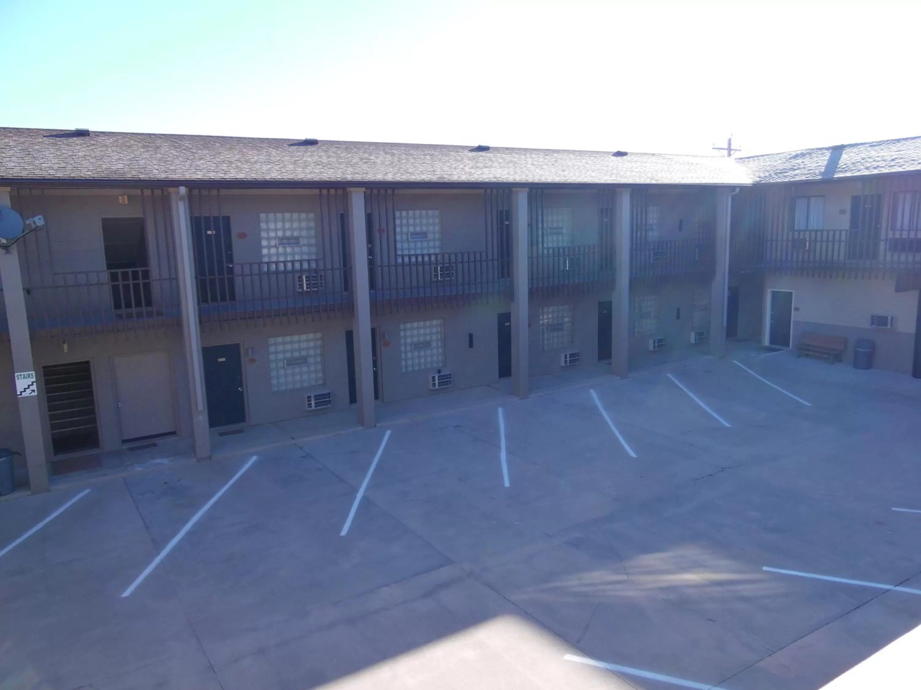 Property building in Bear Lodge Motel