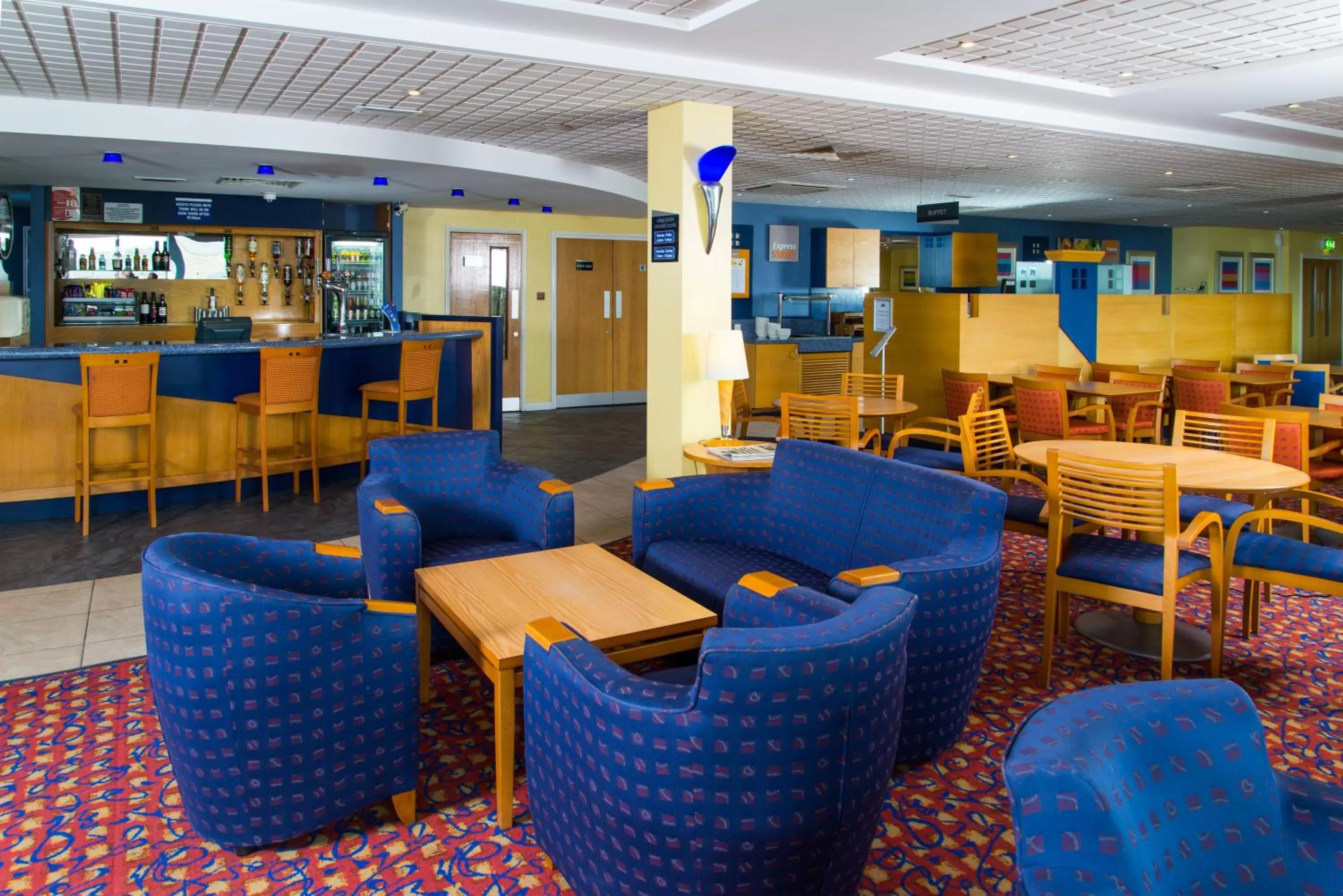 Lobby or reception in Holiday Inn Express Bradford City Centre by IHG
