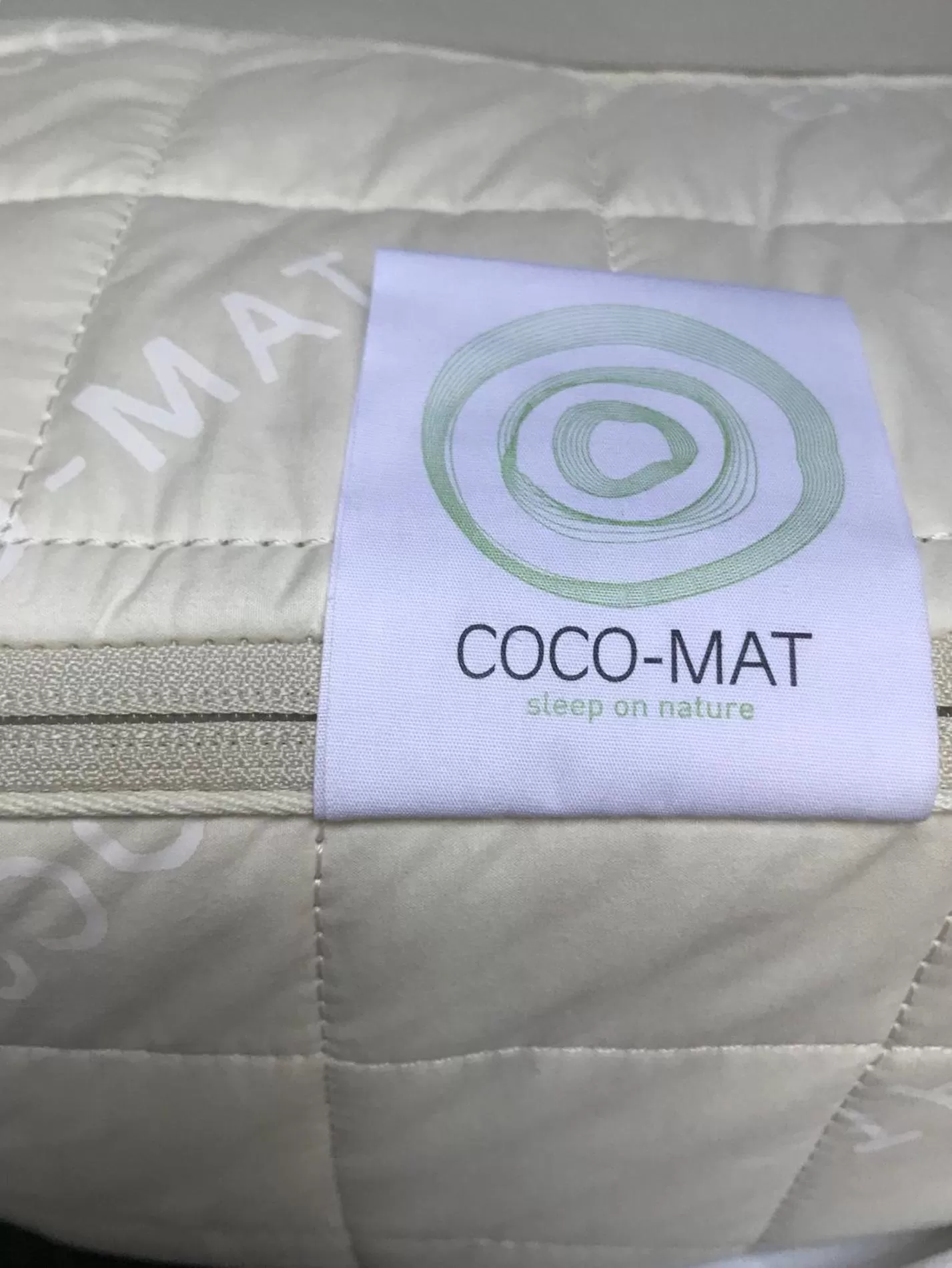 Bed in Lavris City Suites