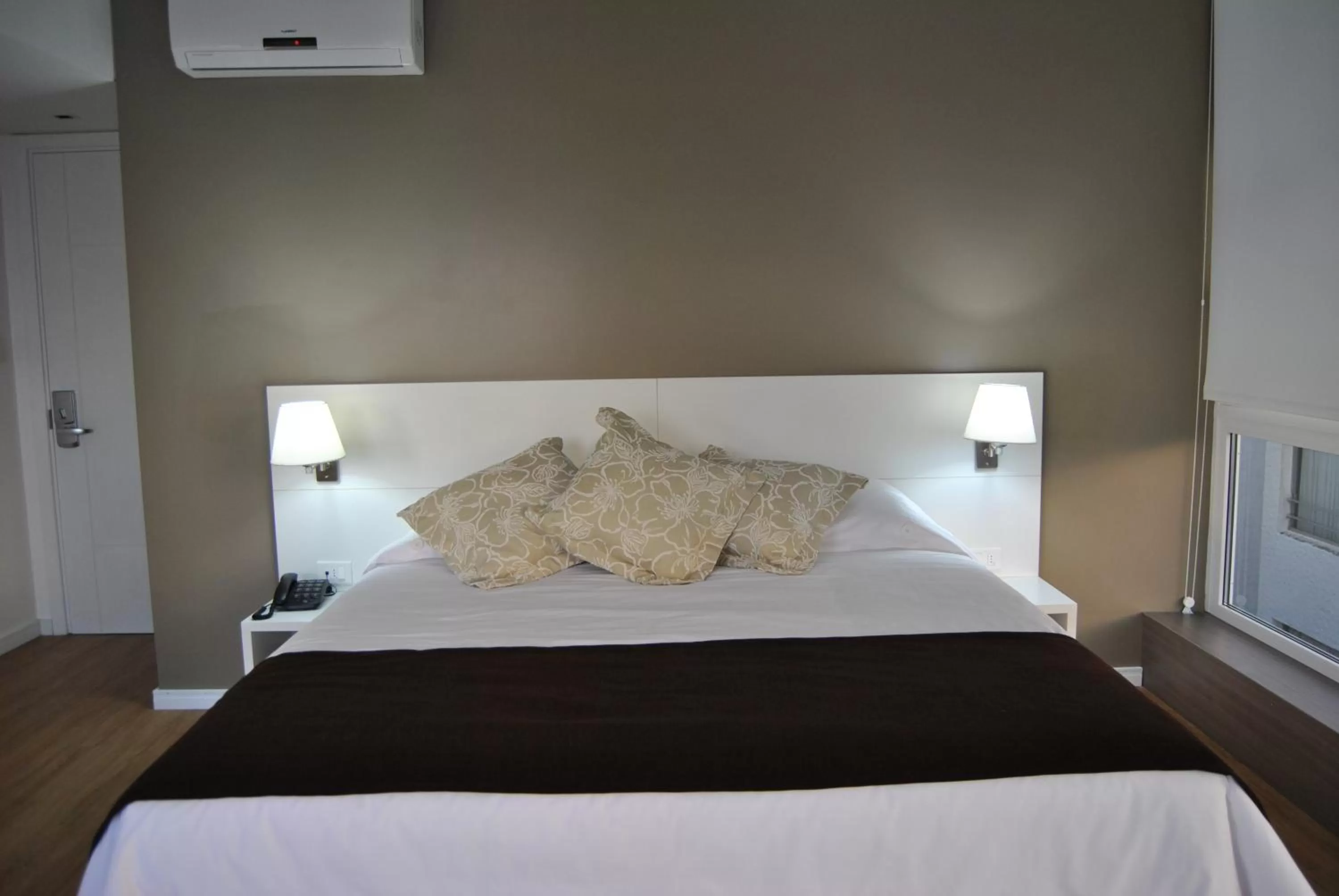 Decorative detail, Bed in Hotel Castilla