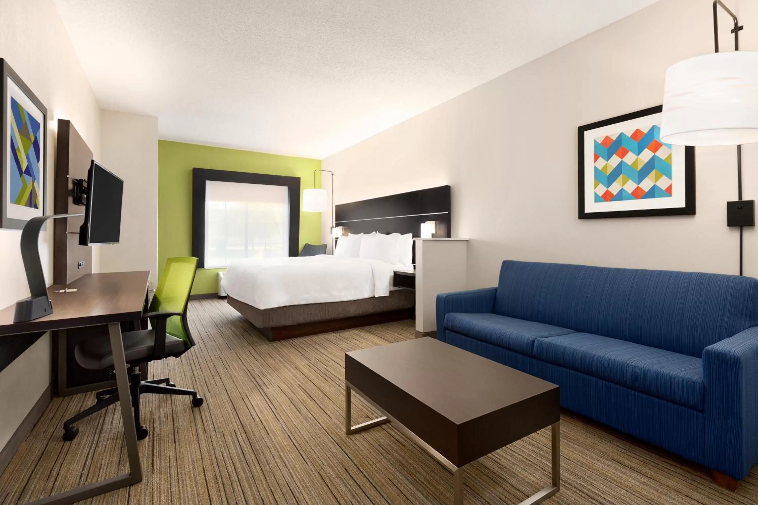 Living room, Bed in Holiday Inn Express Hotel & Suites Shawnee I-40 by IHG