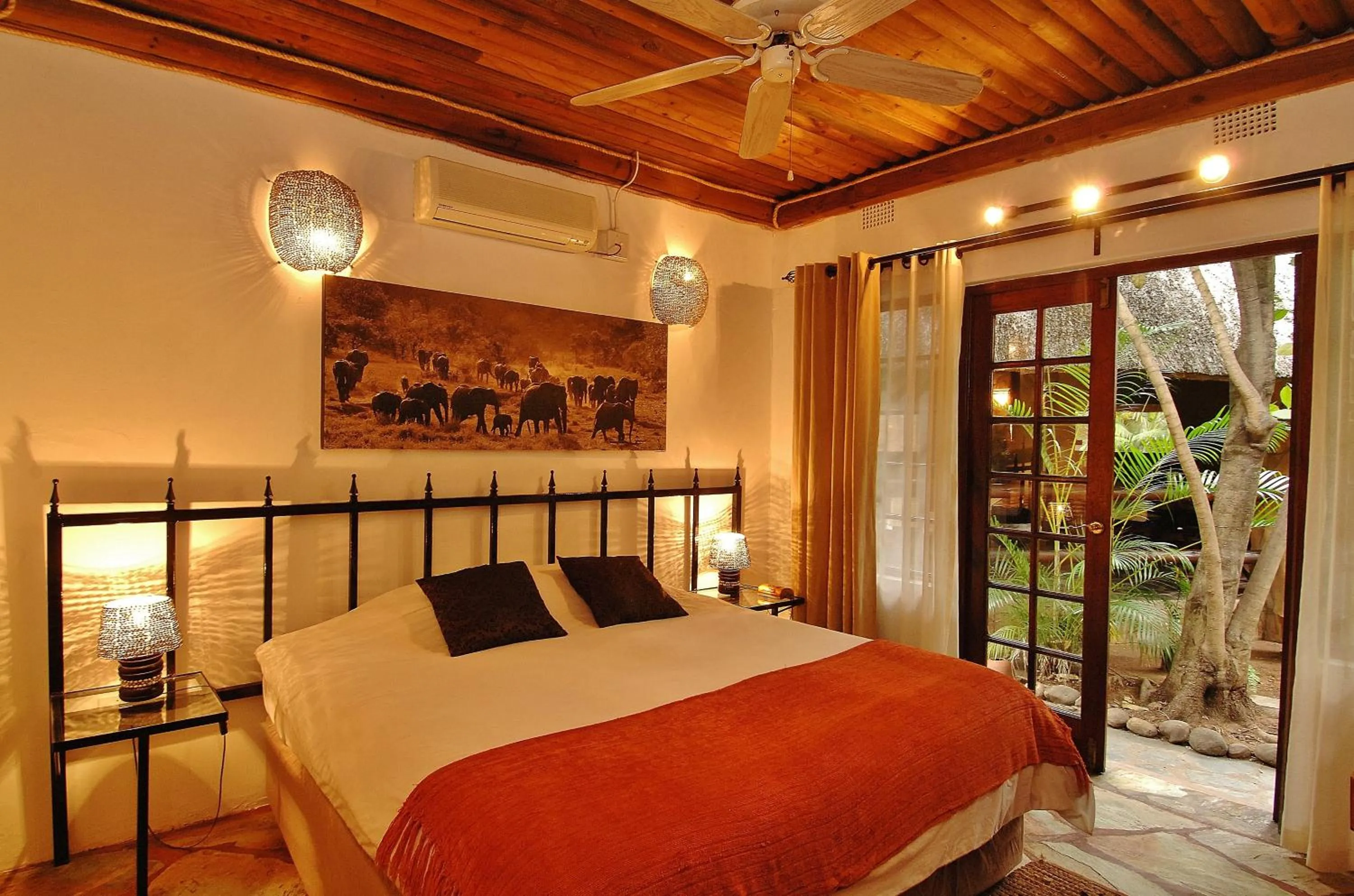 Bed in Kaia Tani Exclusive Guesthouse