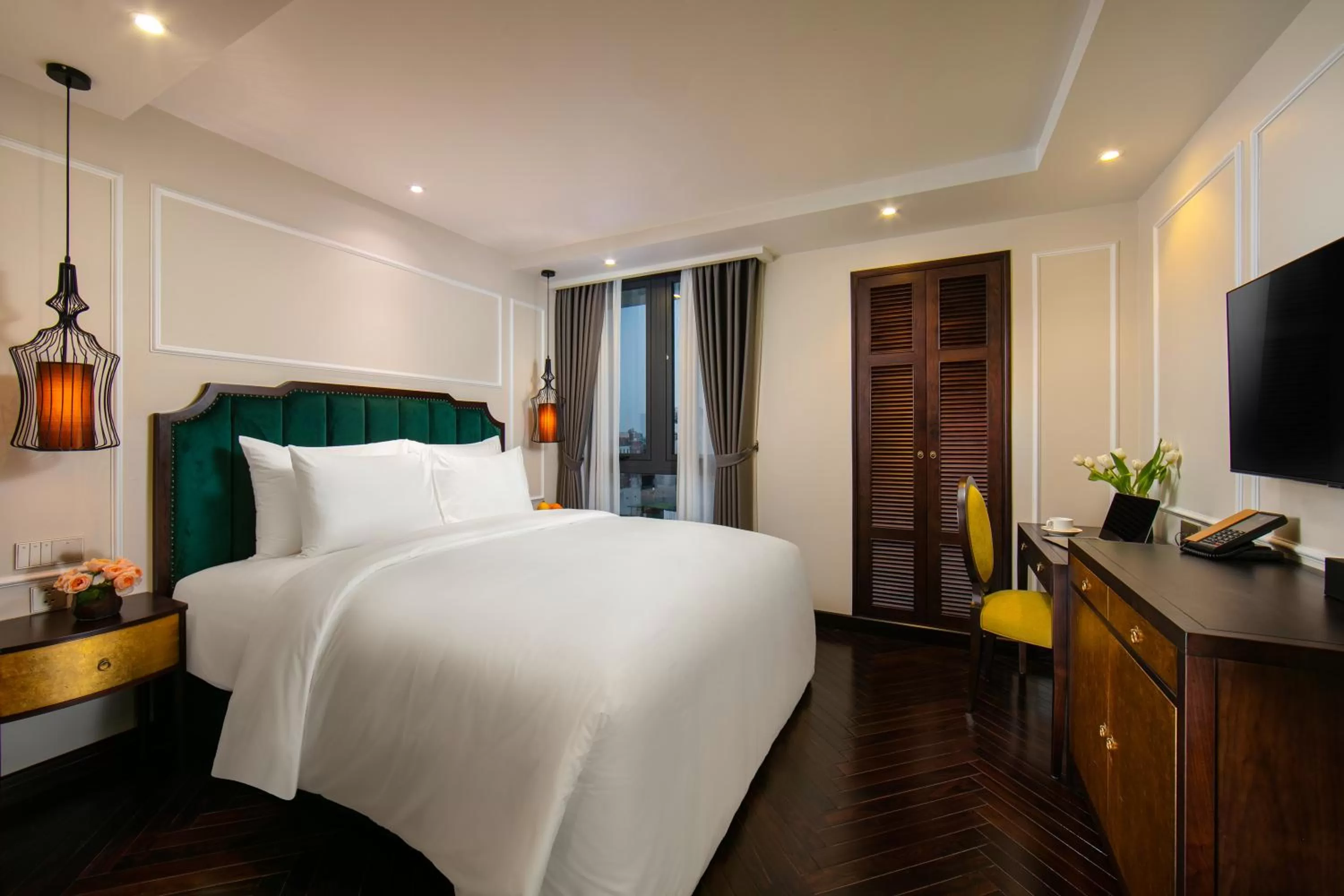 Junior Suite in LeaH Silk Hotel