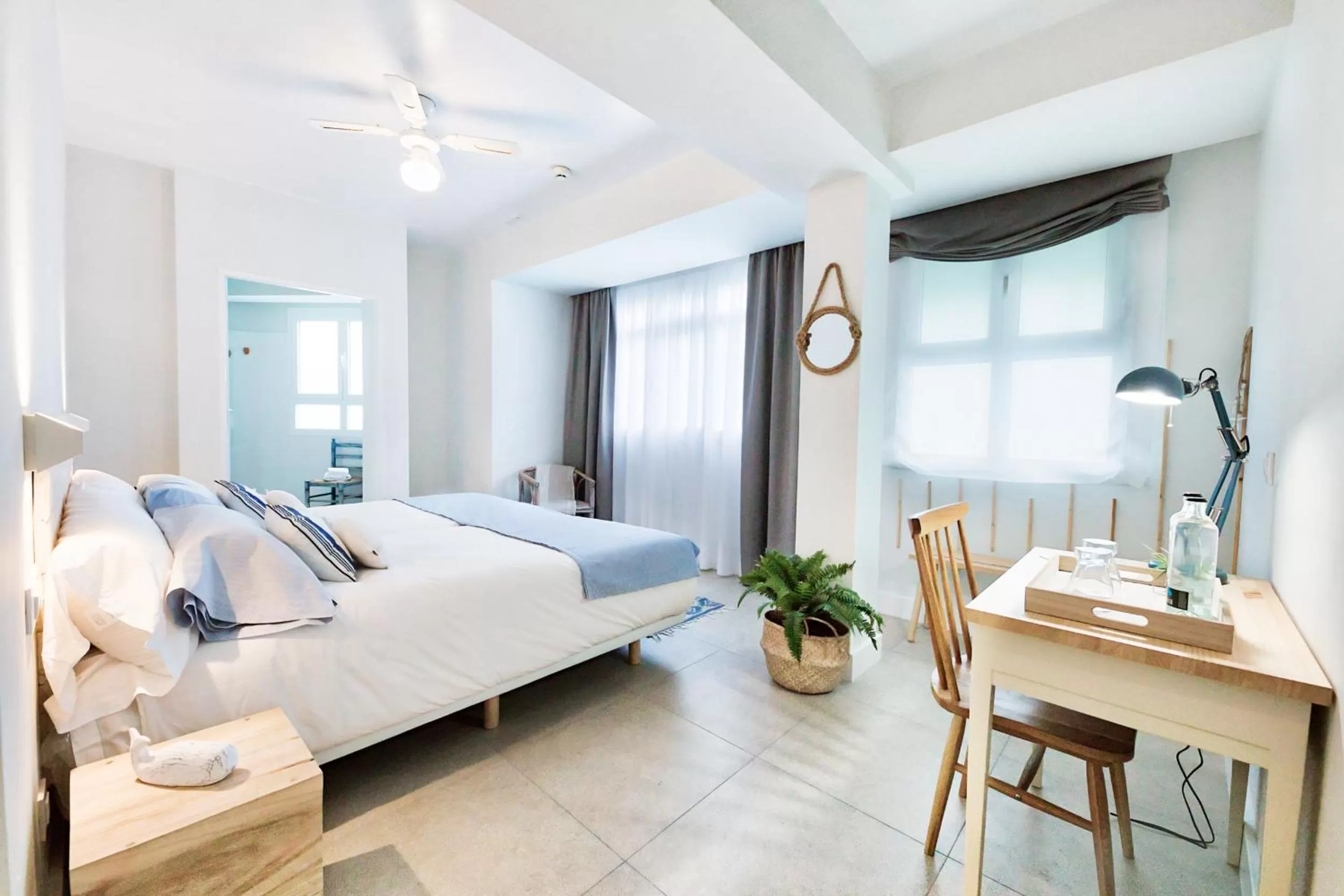 Photo of the whole room, Bed in Maresía Canteras Urban Hotel