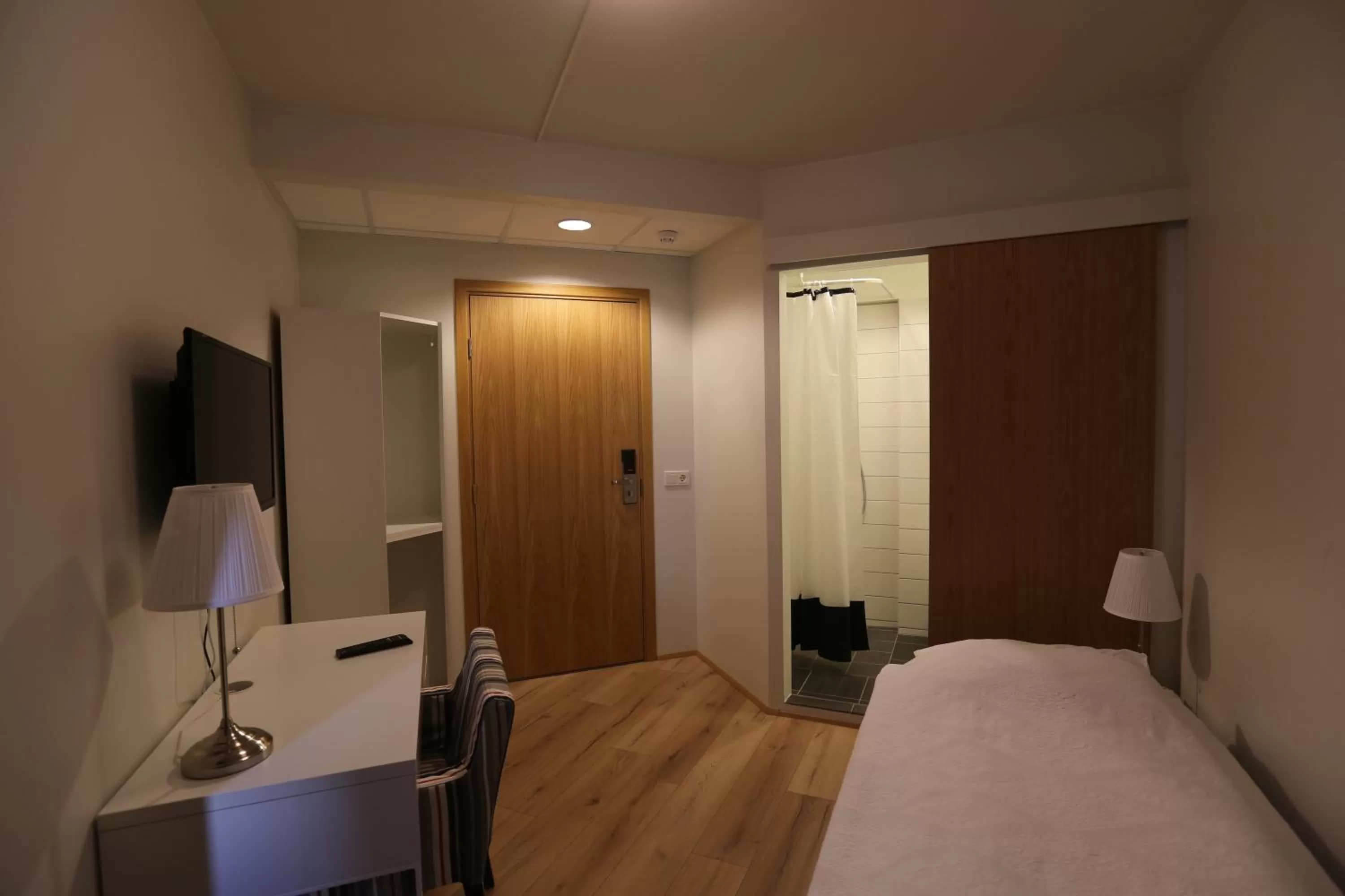 Bed in 100 Iceland Hotel