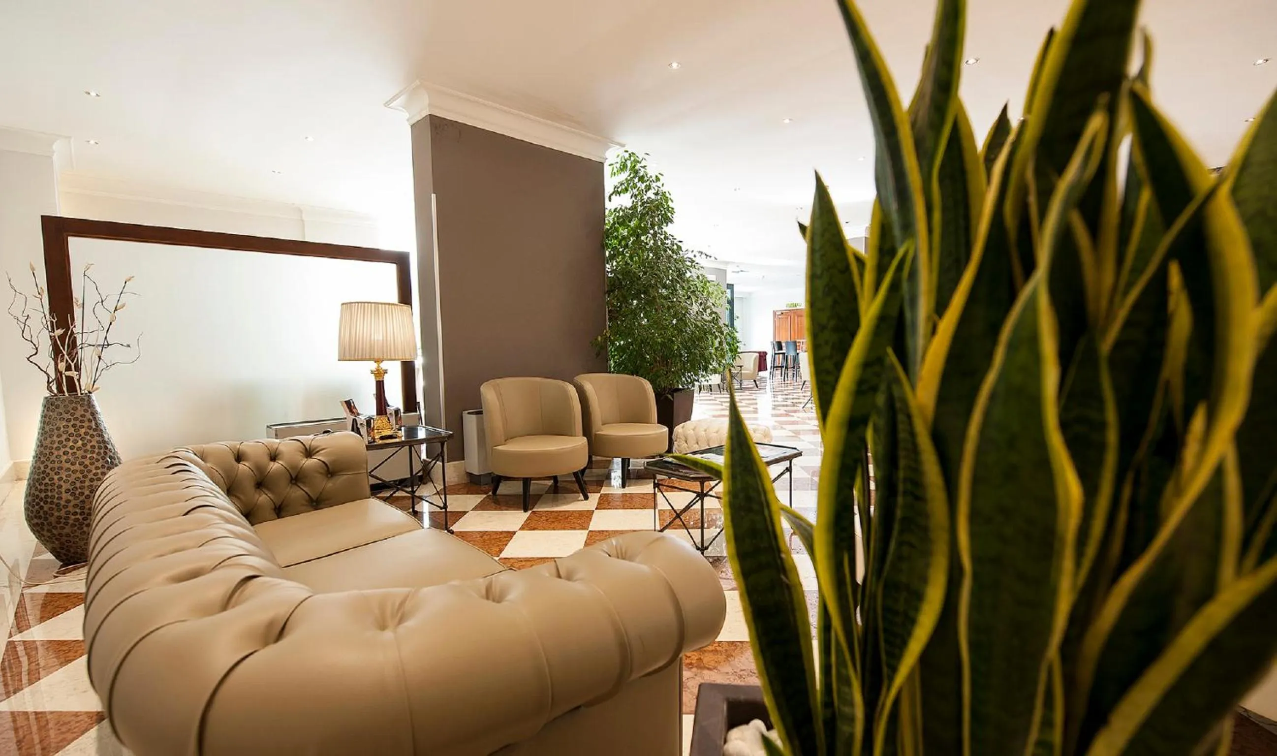 Living room in SHG Hotel De La Ville