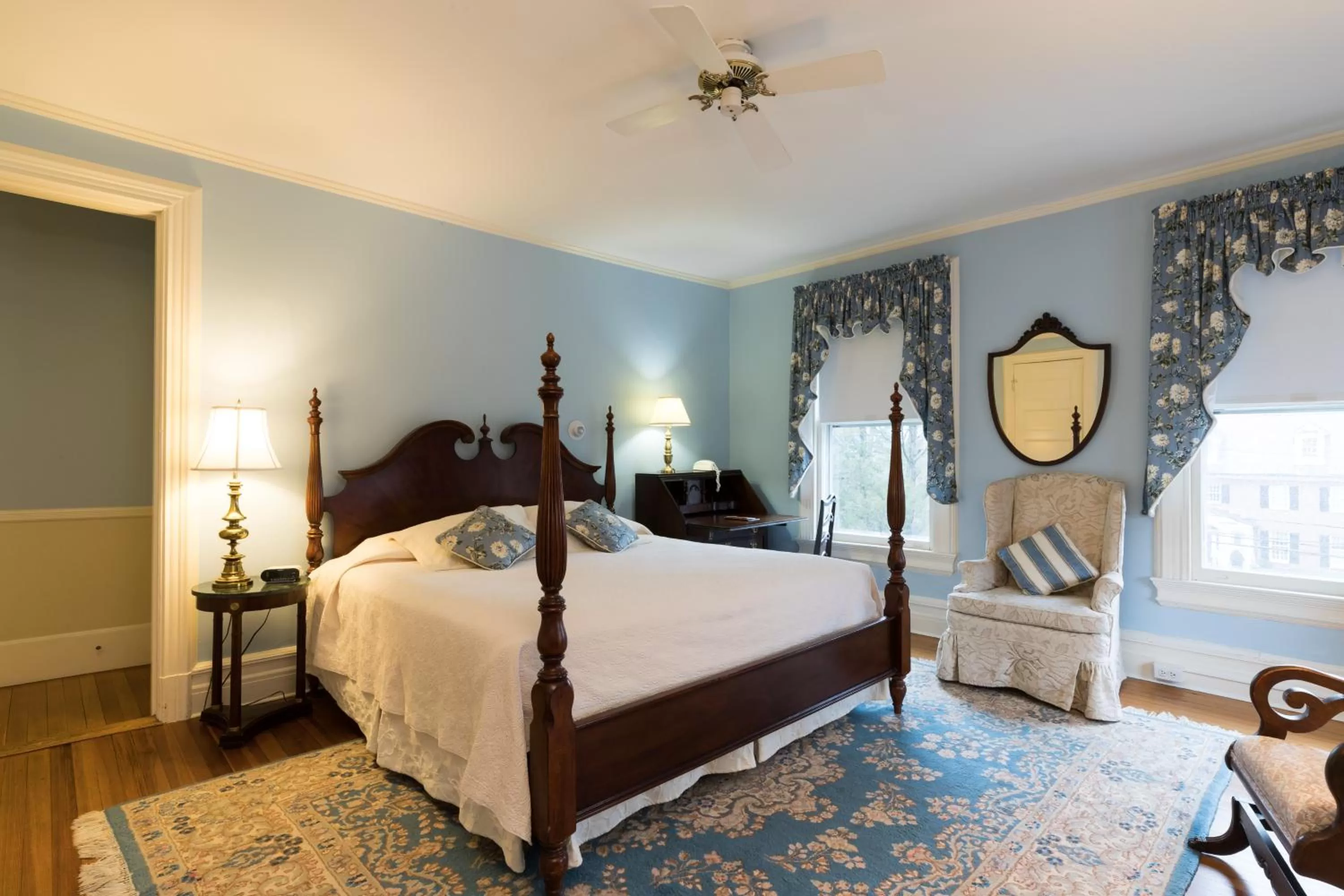 Bedroom, Bed in Stanton House Inn