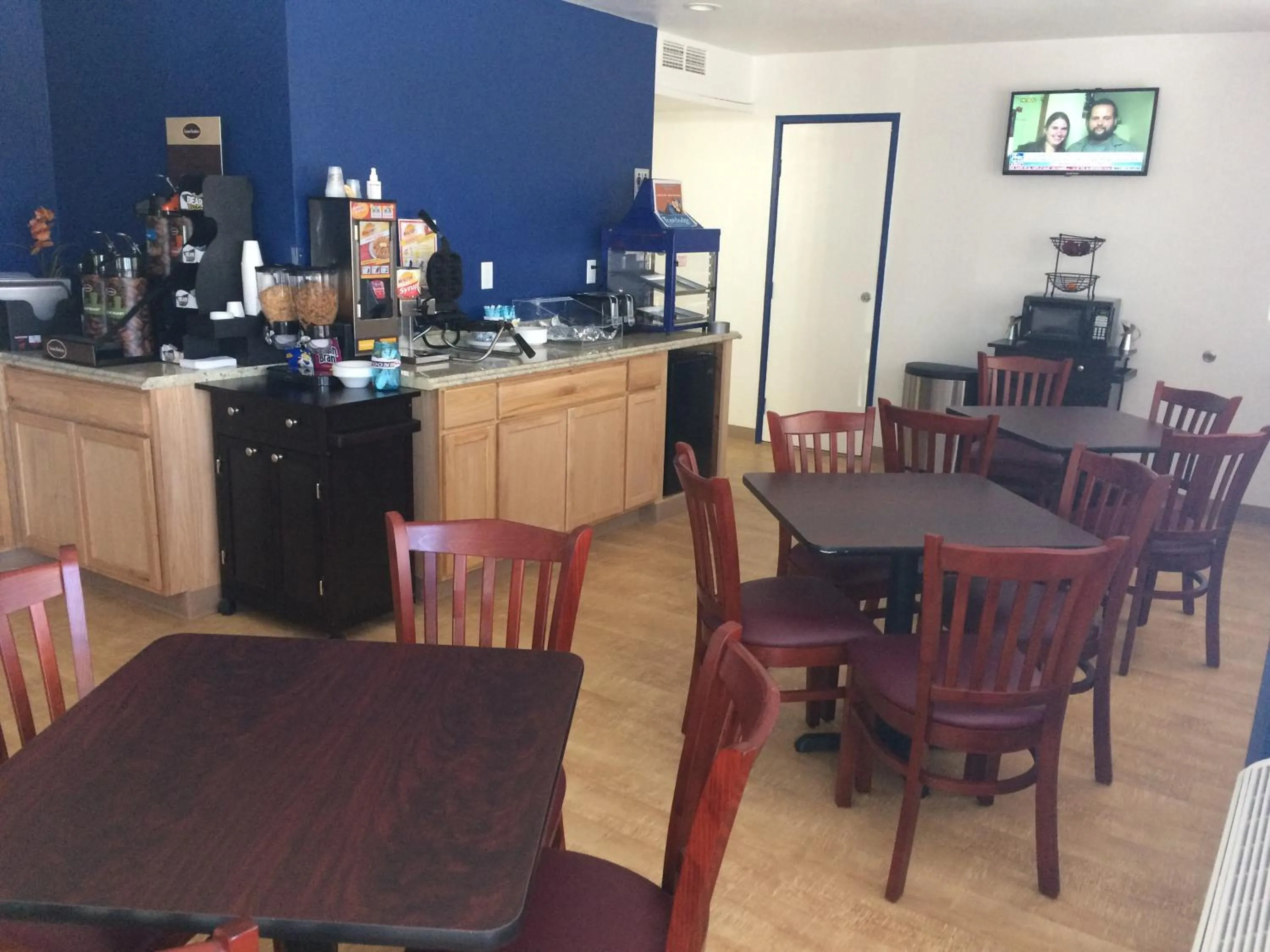 Continental breakfast in Travelodge by Wyndham Raton