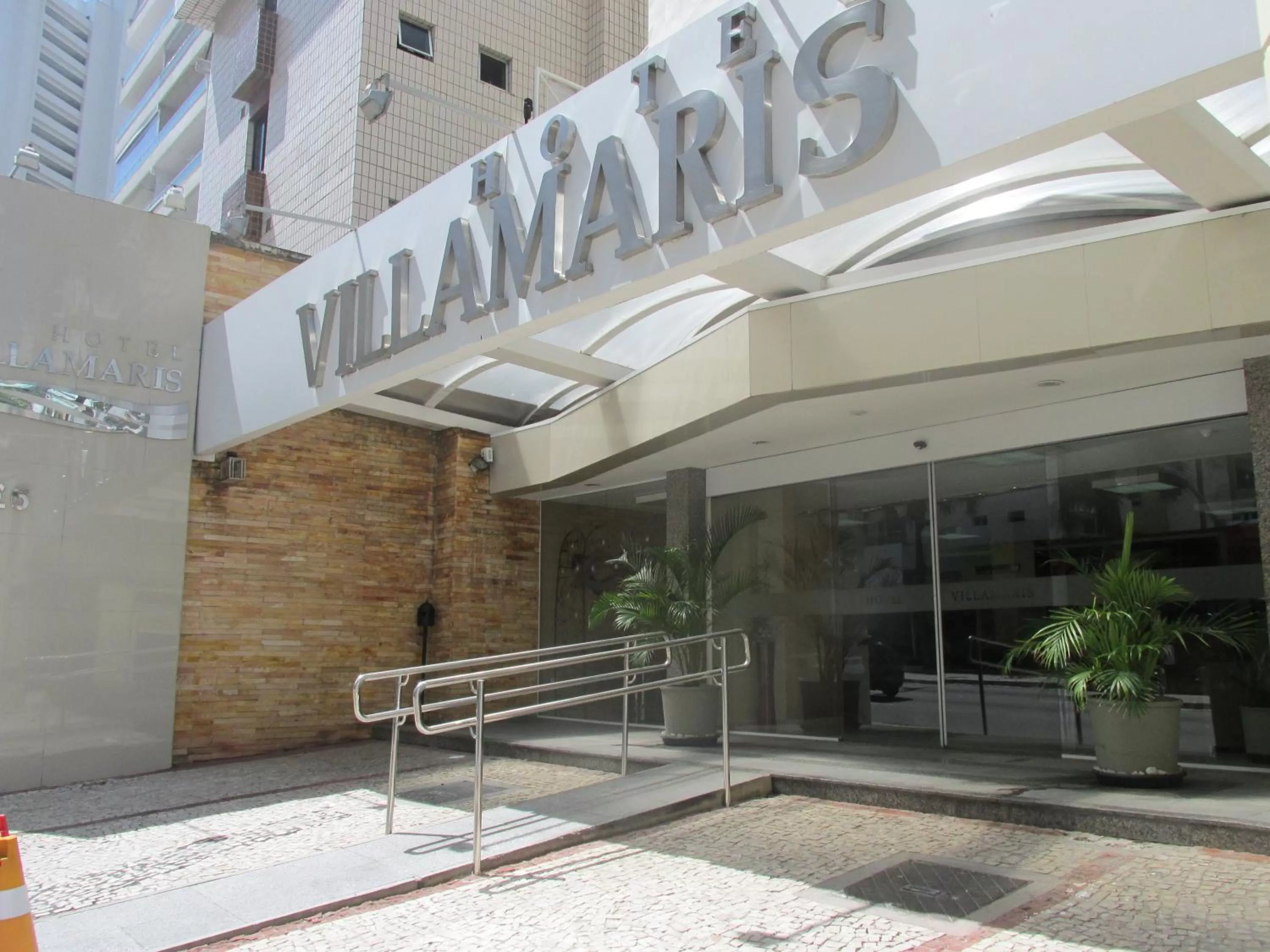 Facade/entrance, Swimming Pool in Hotel Villamaris