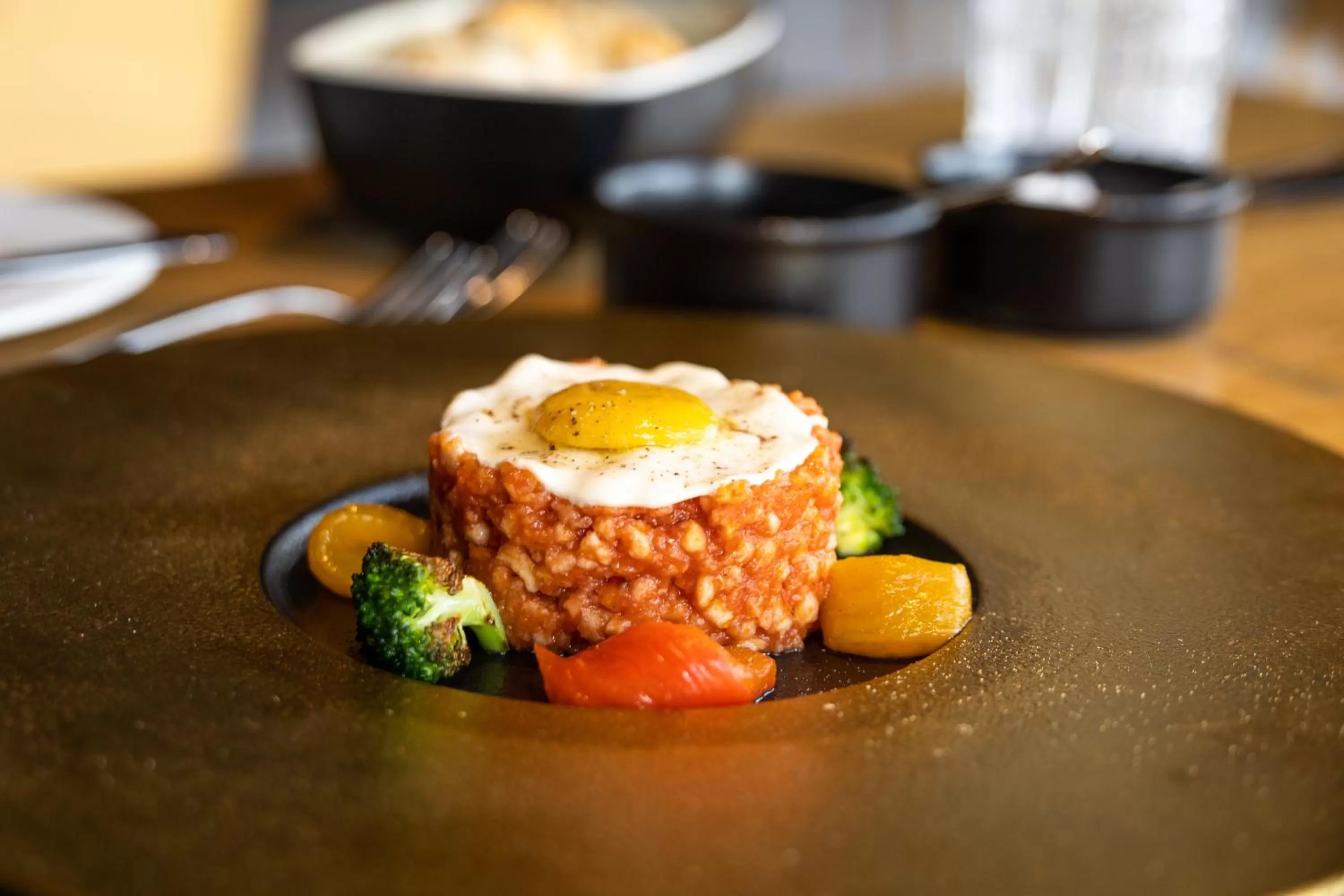 Restaurant/places to eat in GINN Hotel Hamburg Elbspeicher