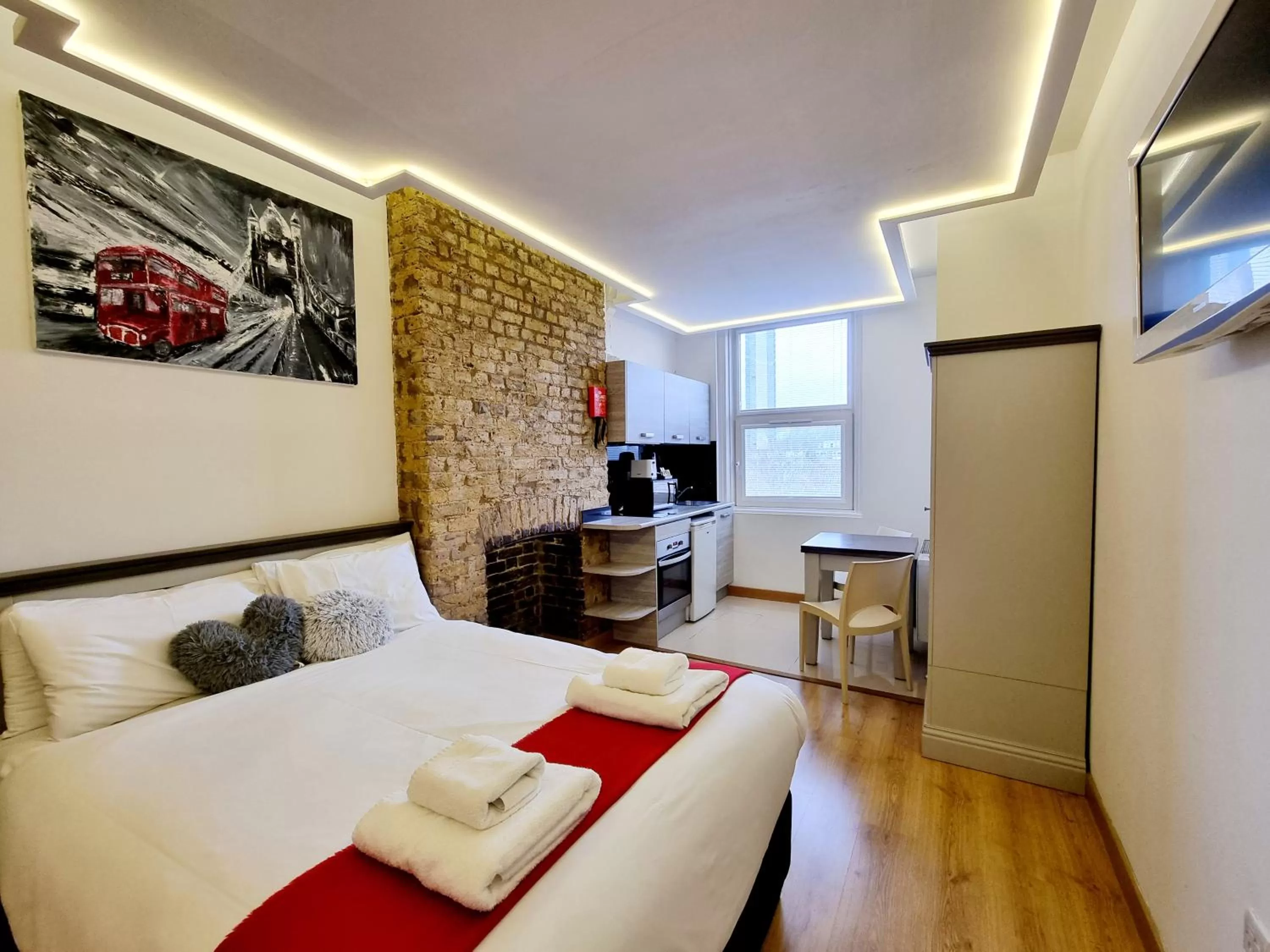 Bed in London Stay Apartments