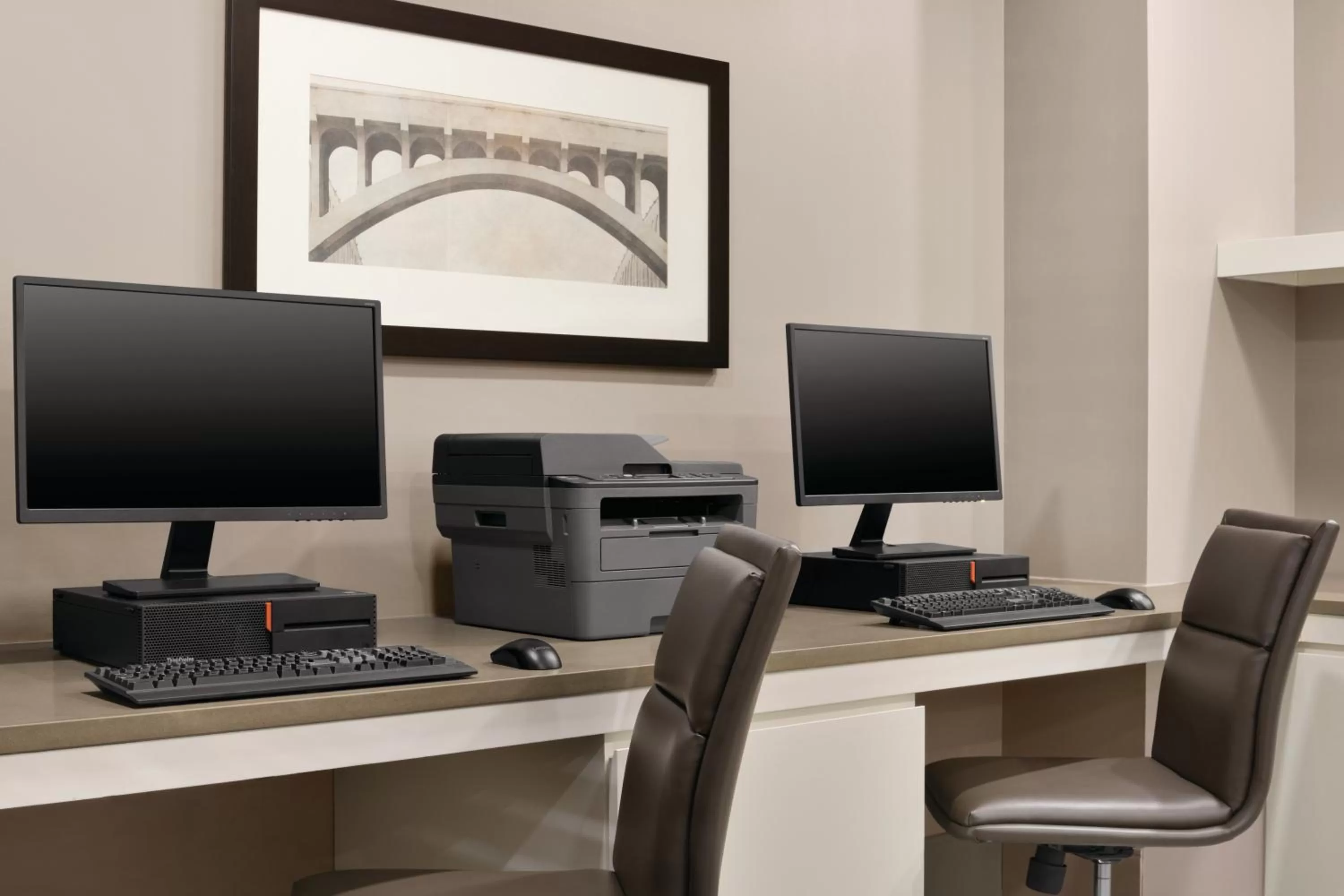 Business facilities in Country Inn & Suites by Radisson, Belleville, ON