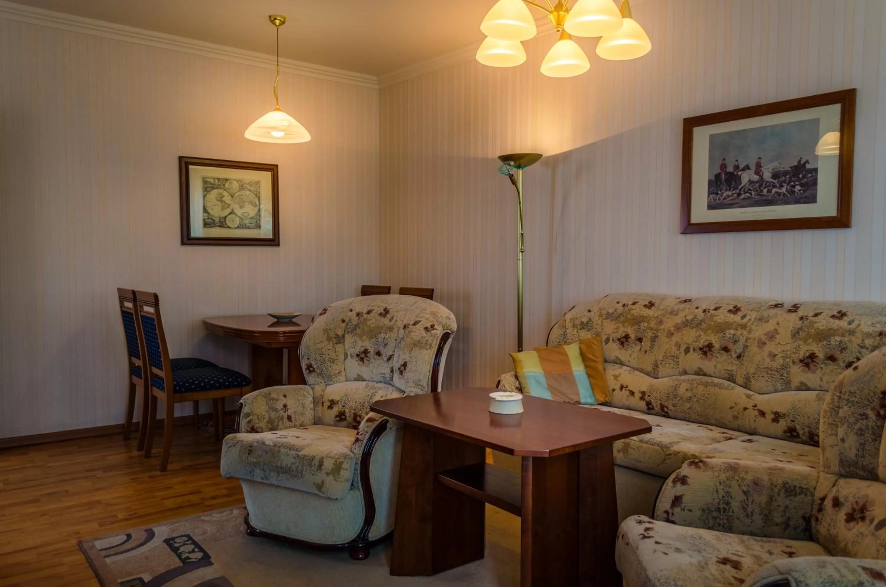 Photo of the whole room, Seating Area in Hotel Meereswelle - Anno 1875