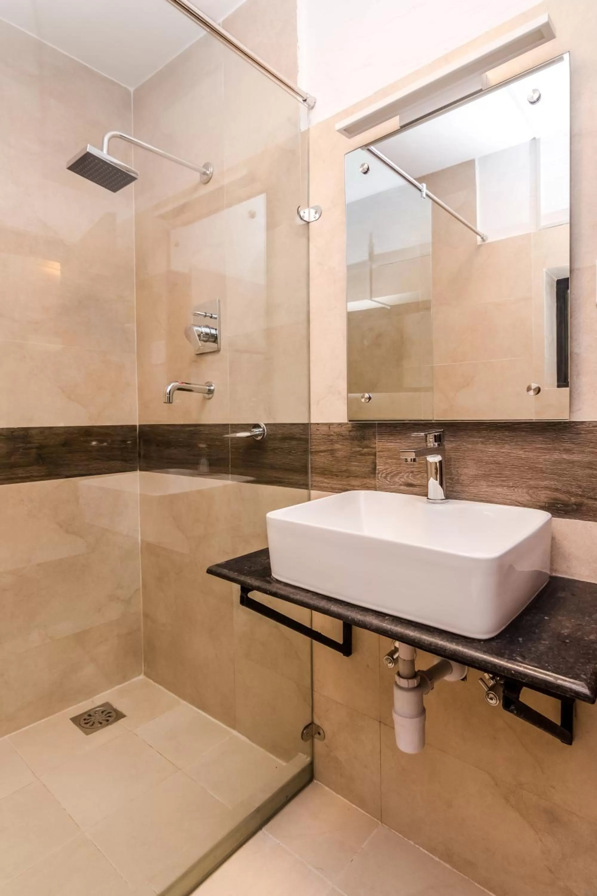 Shower, Bathroom in The Museum