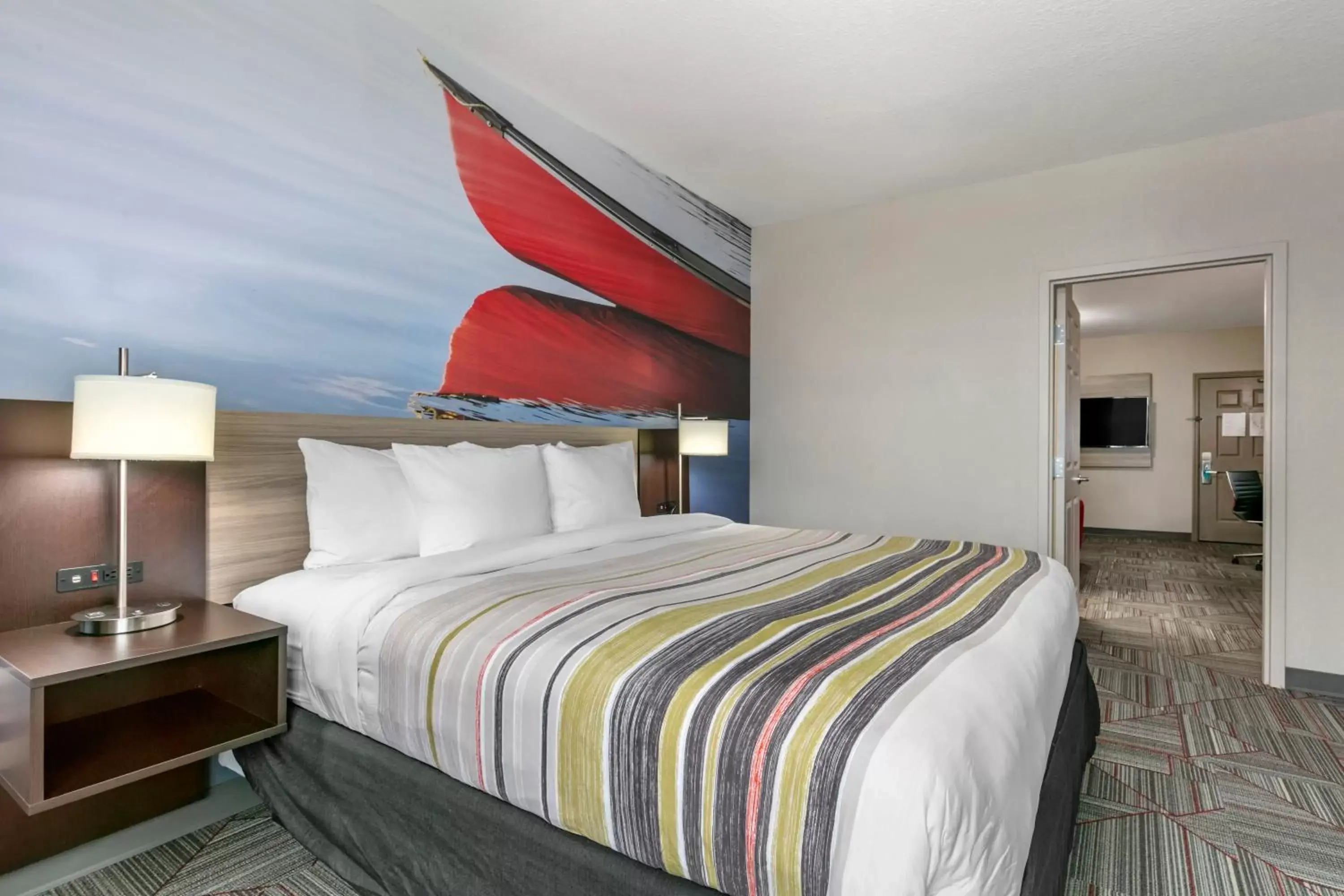 King Suite - Accessible/Non-Smoking in Clarion Pointe Columbus-Bradley Park King Suite - Accessible/Non-Smoking in Clarion Pointe Columbus-Bradley Park