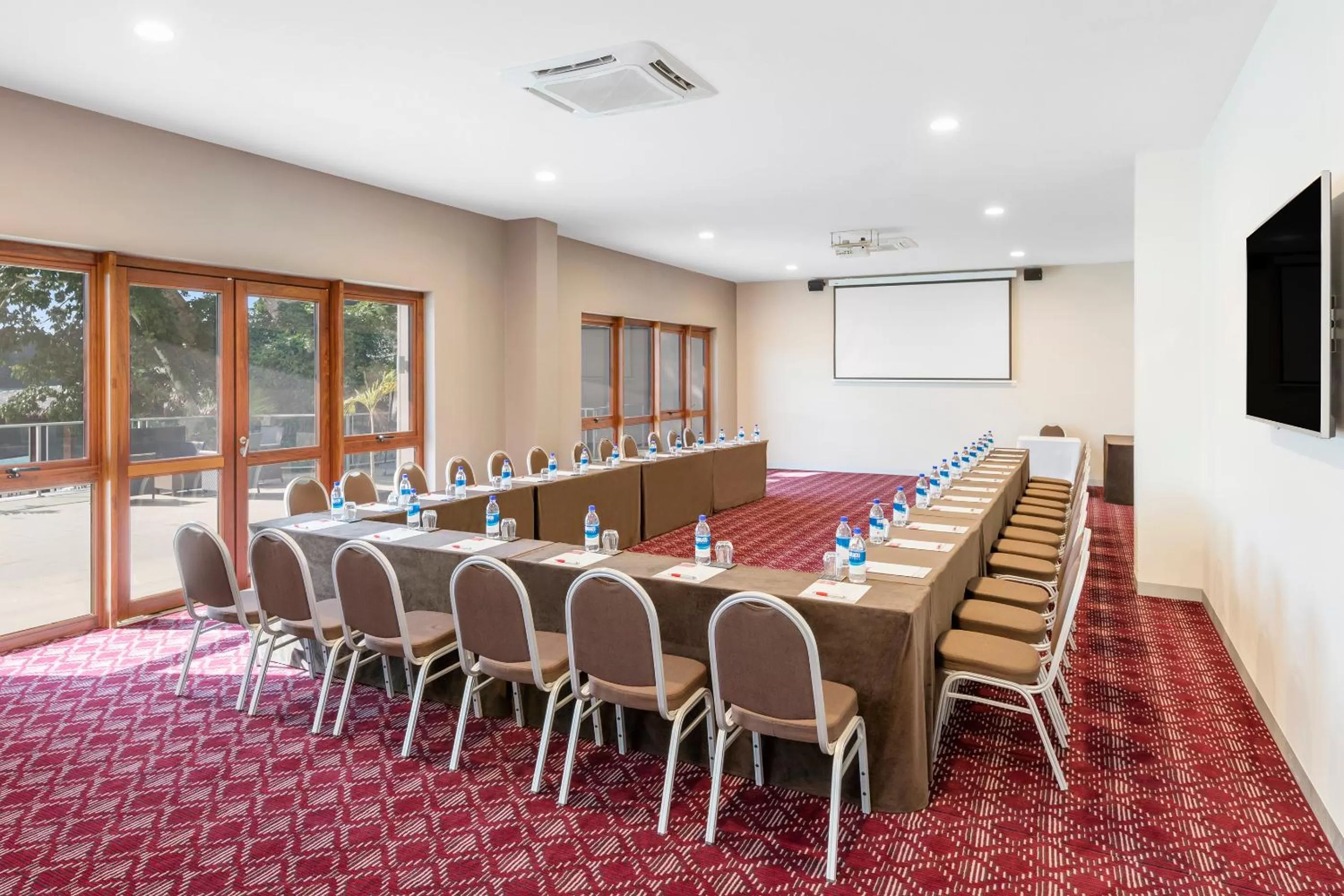 Business facilities in Ramada Resort by Wyndham Port Vila