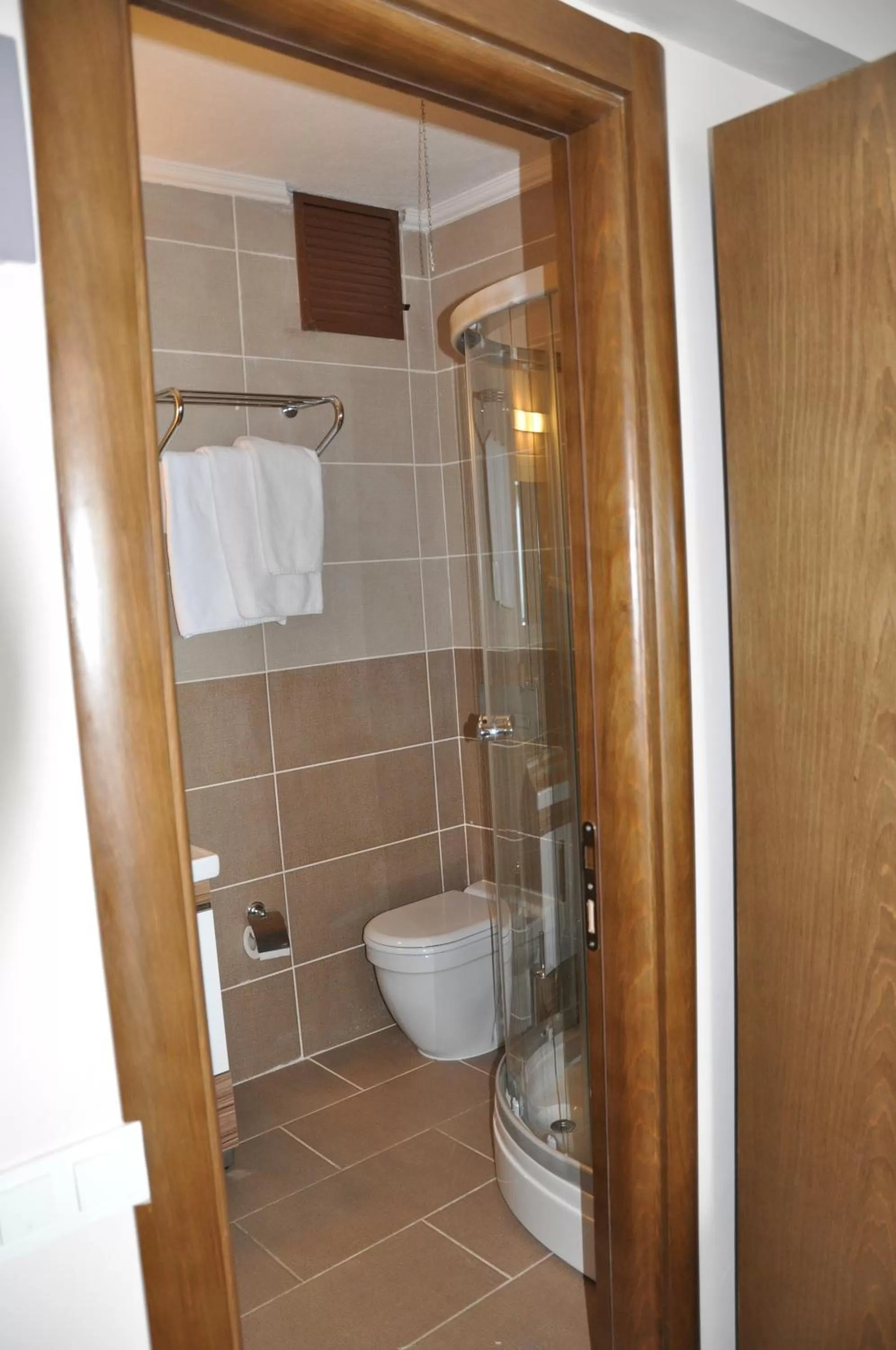 Bathroom in Perla Hotel