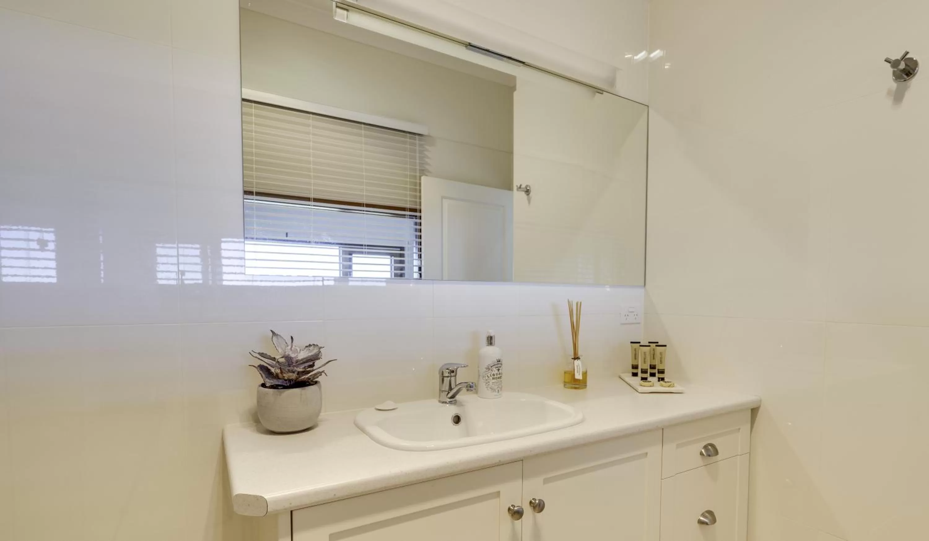 Bathroom in Seascape Retreat