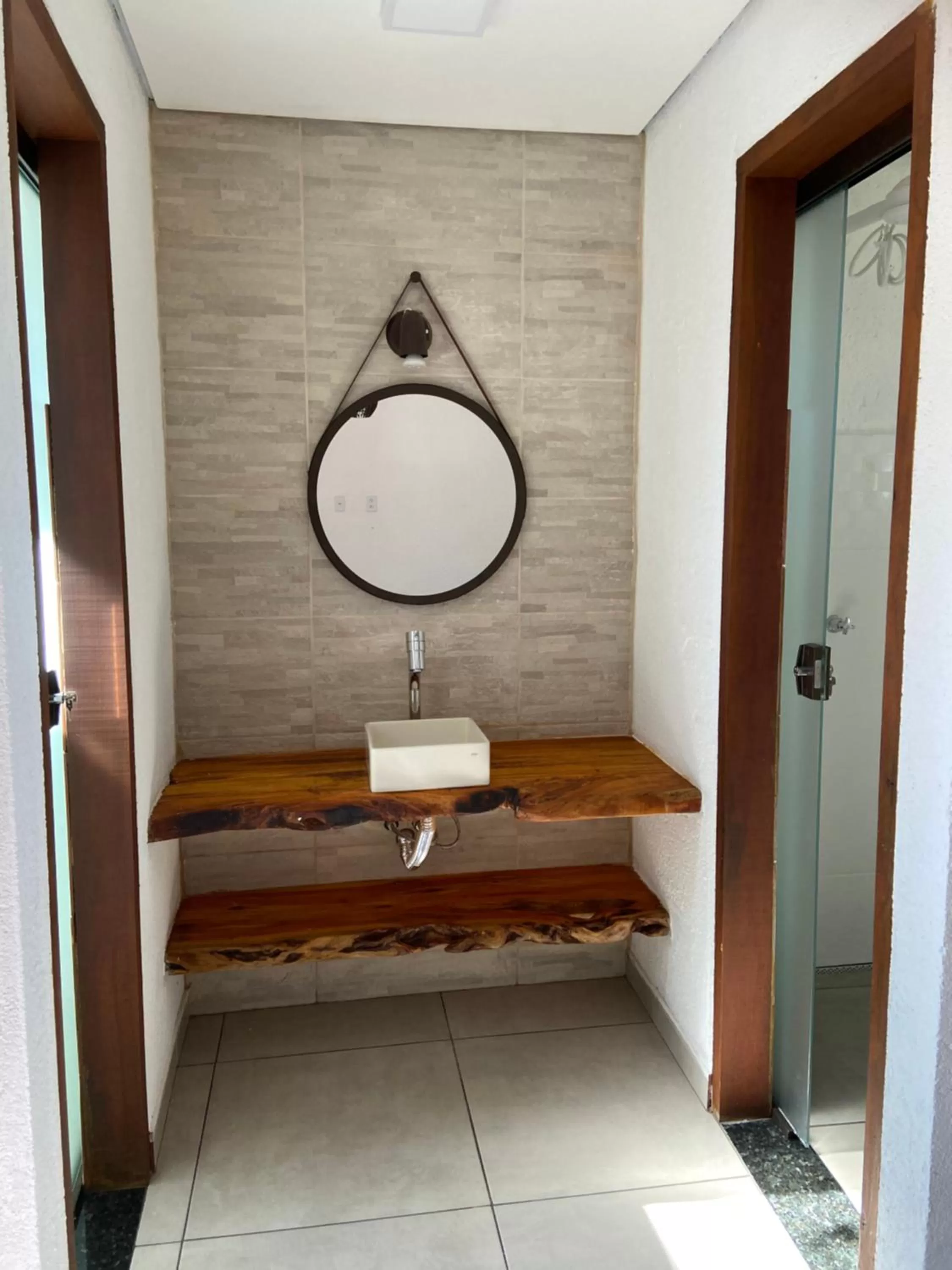 Bathroom in A Mi Manera Bistro, Pousada e Cervejaria Artesanal!