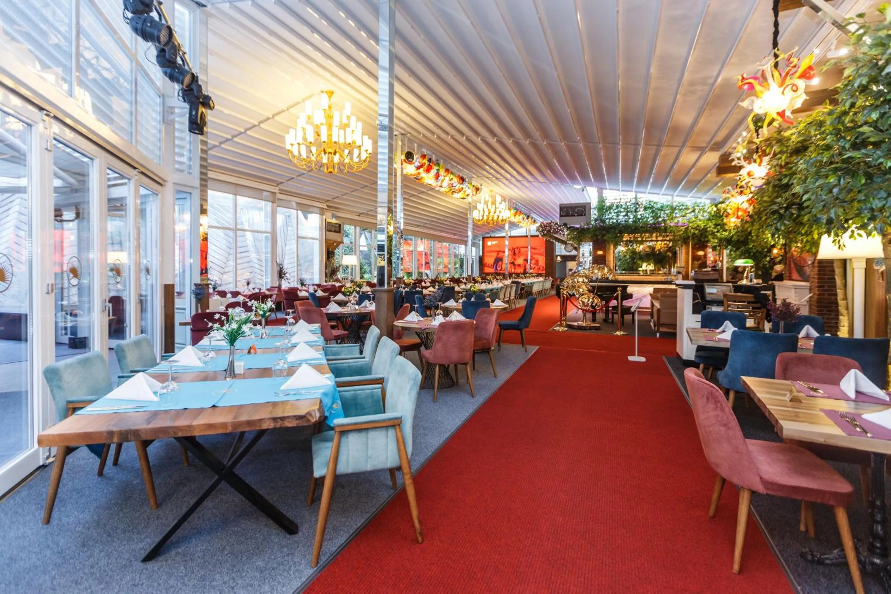 Restaurant/places to eat in Latanya Hotel Ankara