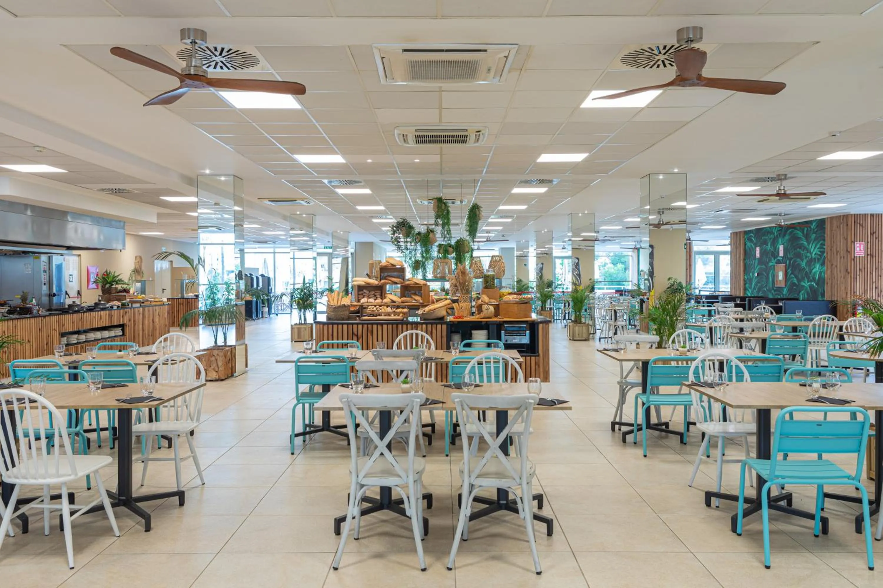 Restaurant/places to eat in INNSiDE by Meliá Alcudia