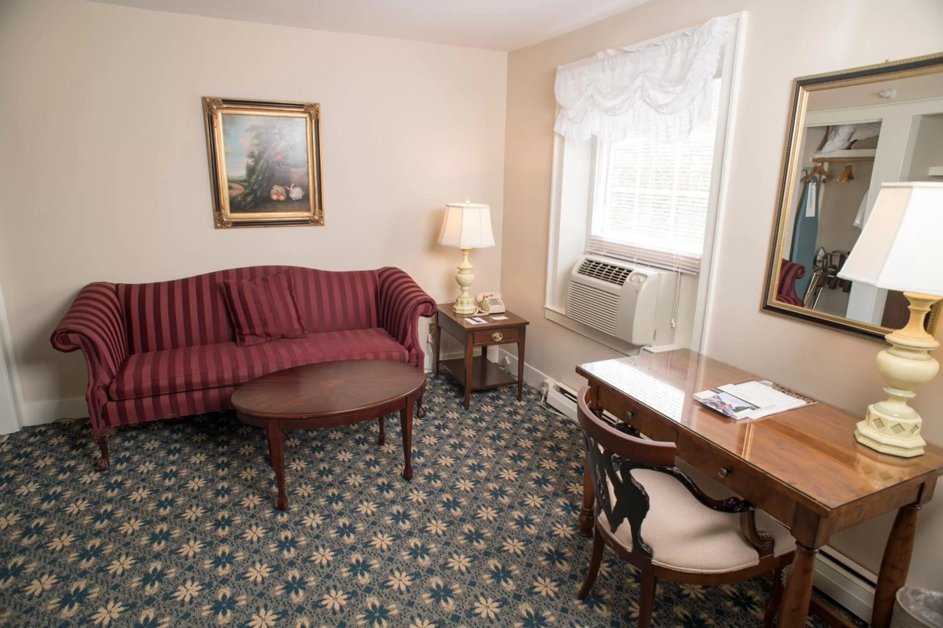 Seating area in Middlebury Inn