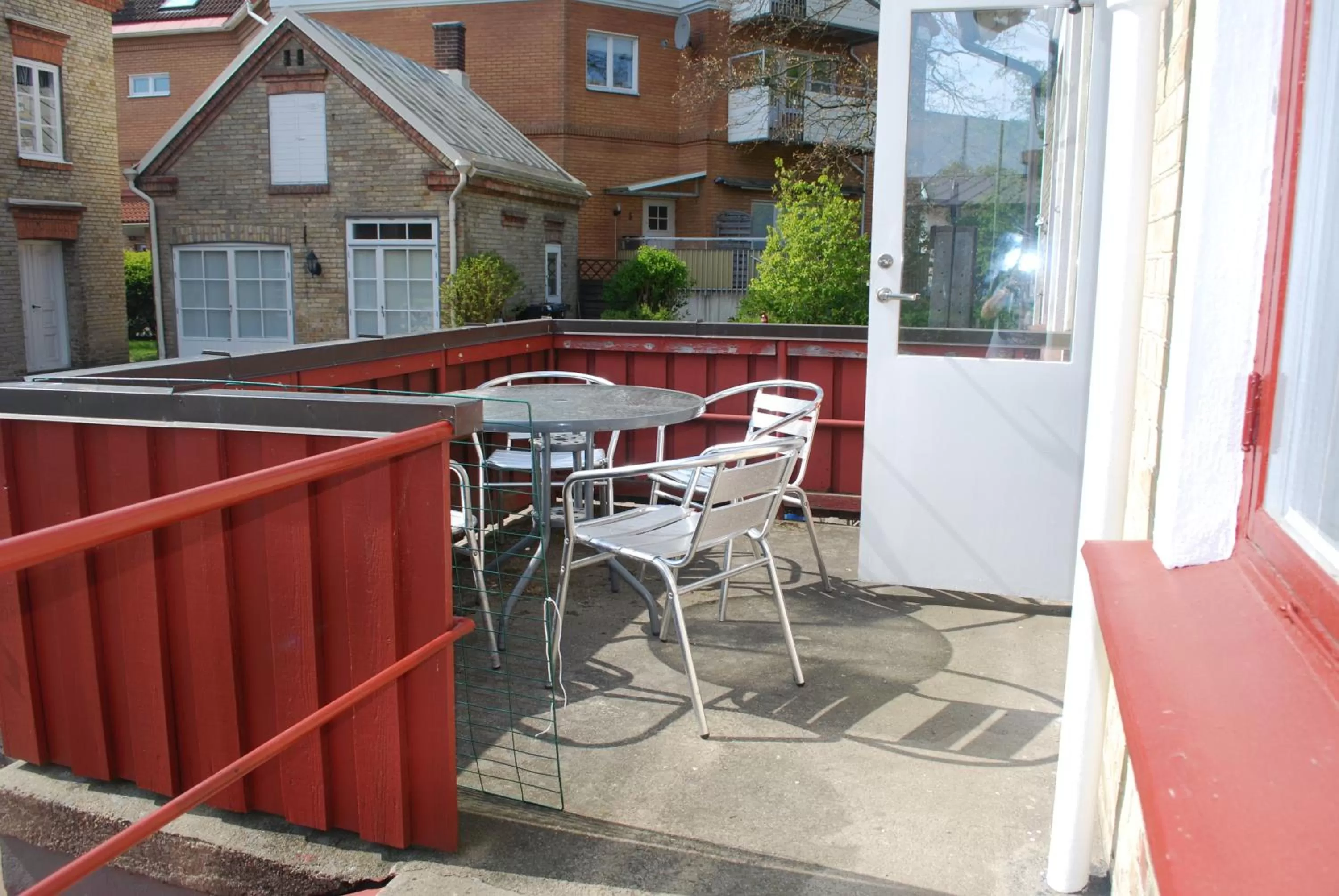 Patio in Åhus B&B och Vandrarhem