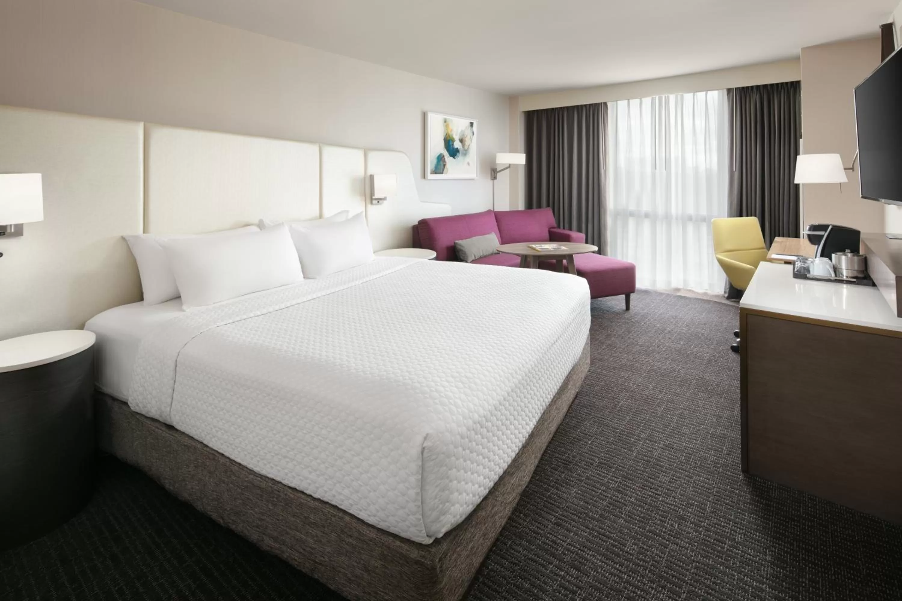 Photo of the whole room, Bed in Crowne Plaza Houston Med Ctr-Galleria Area by IHG