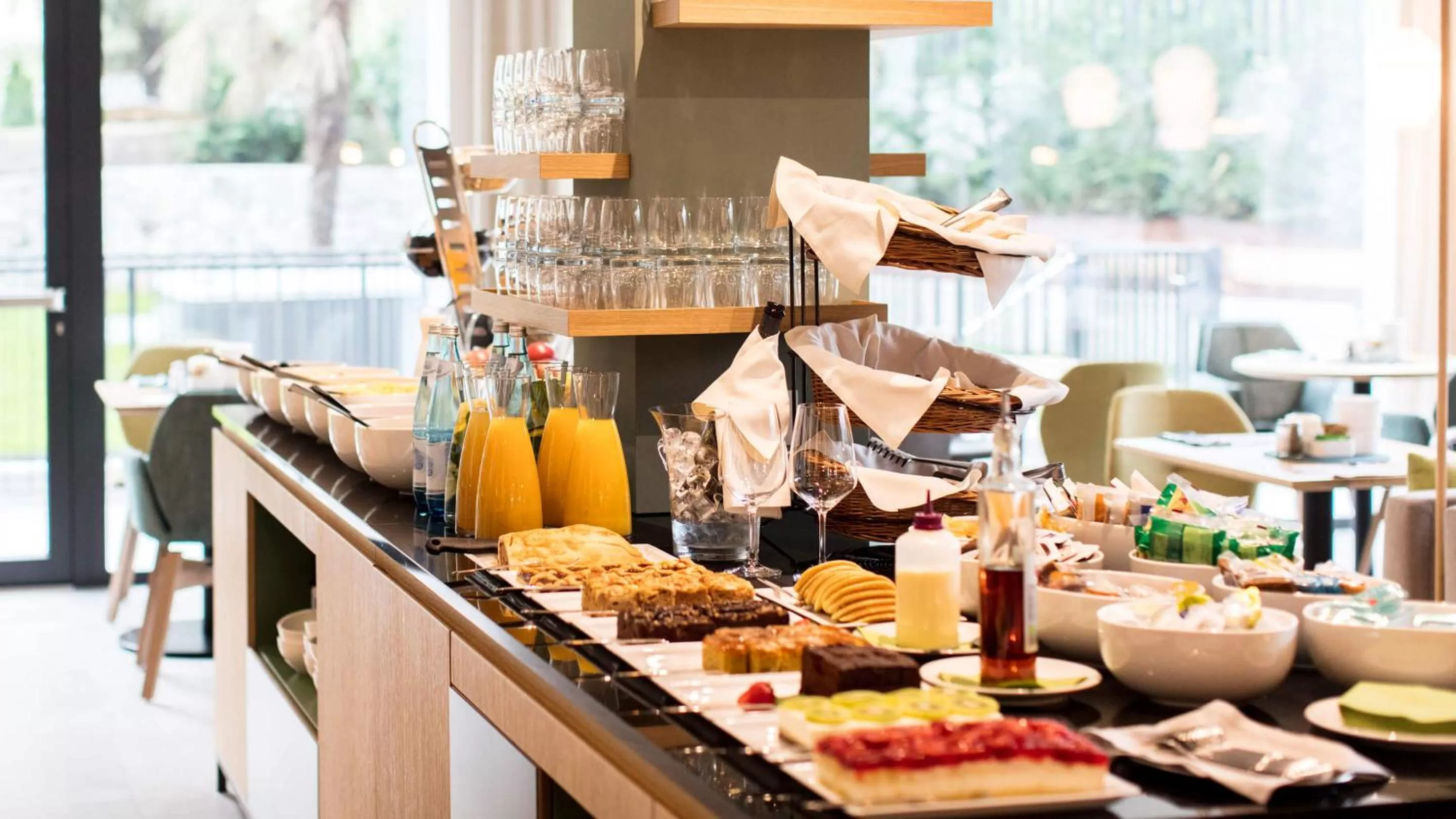 Buffet breakfast in Flora Hotel & Suites