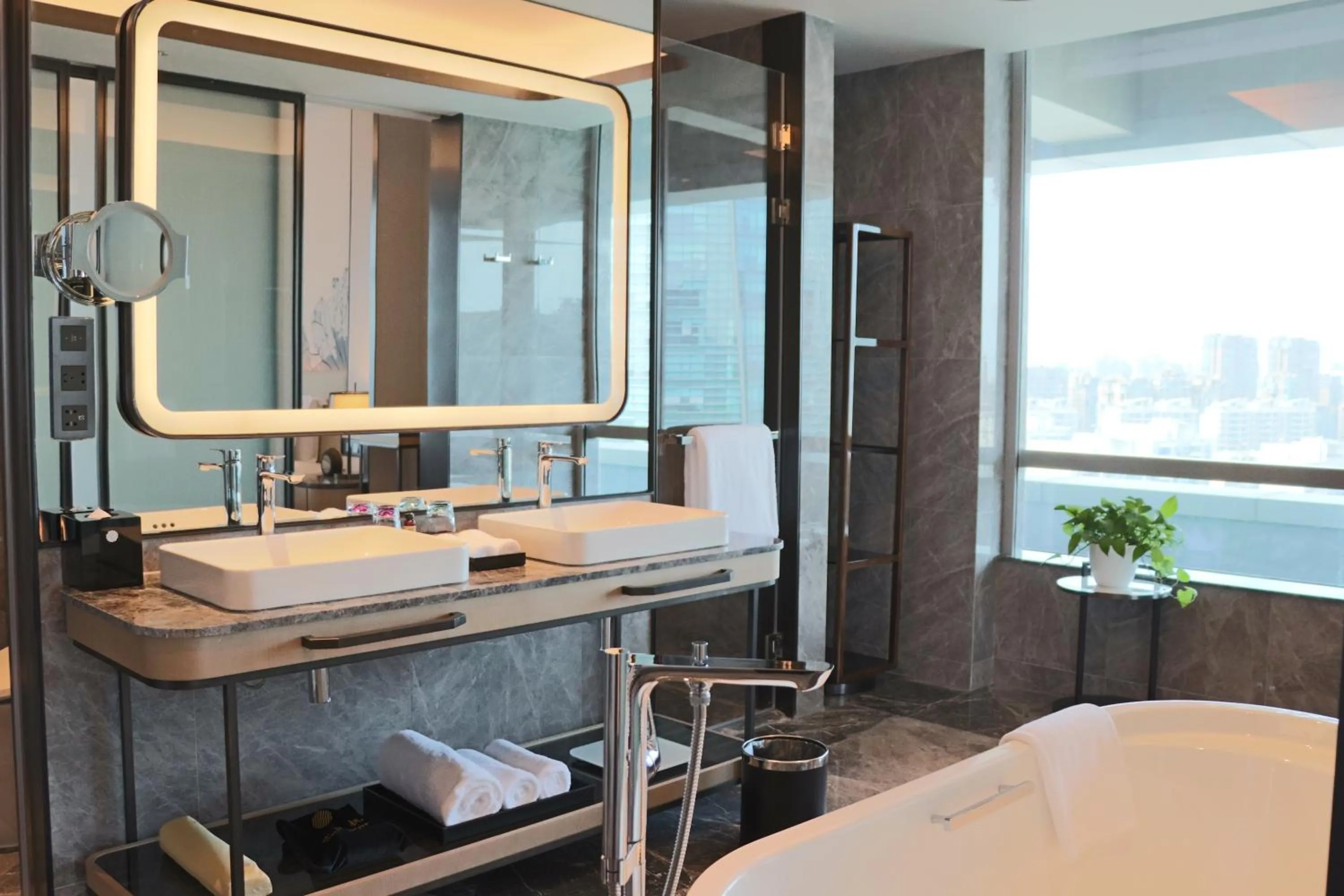 Bathroom in Pullman Suzhou Taicang
