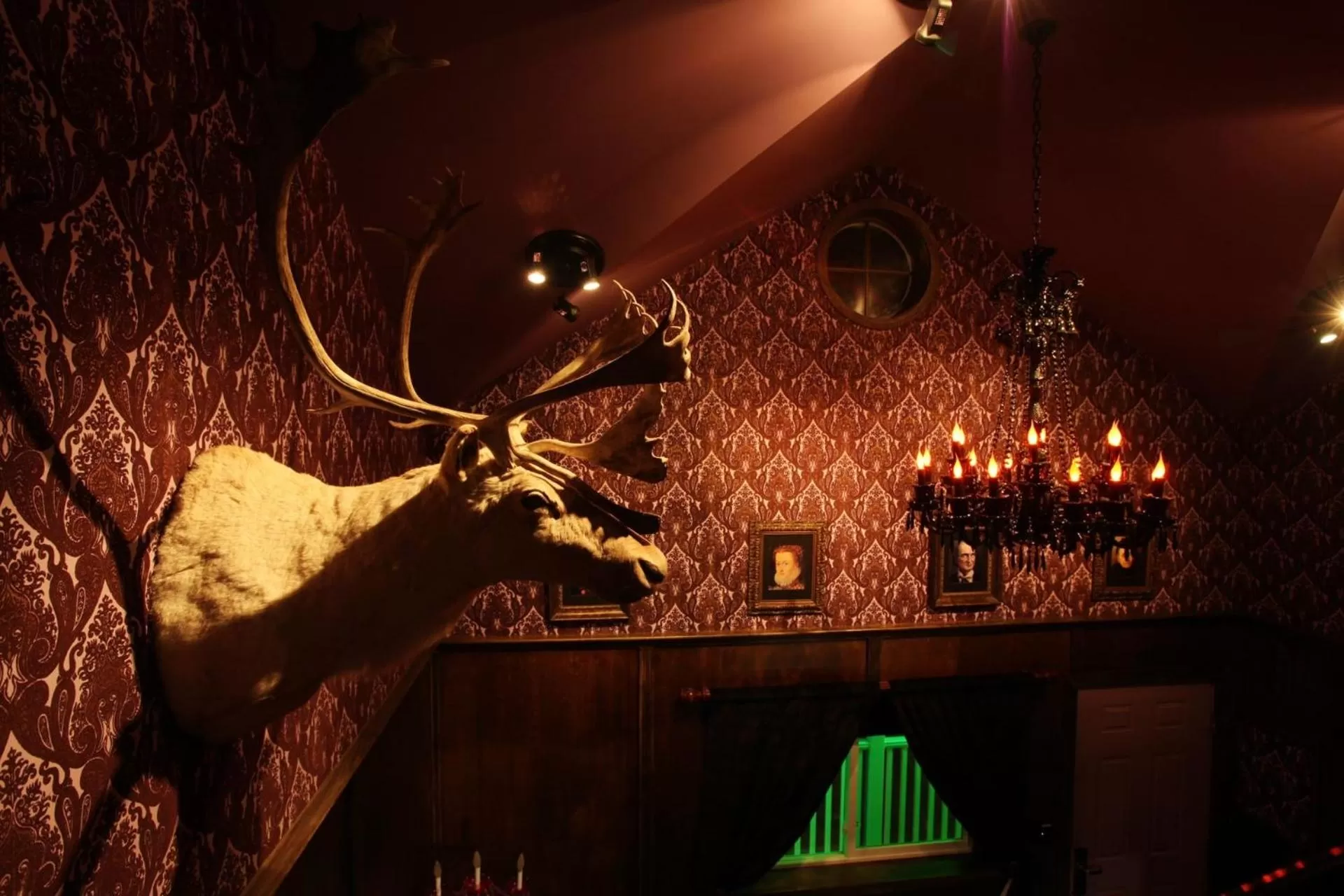 Decorative detail in The Roxbury