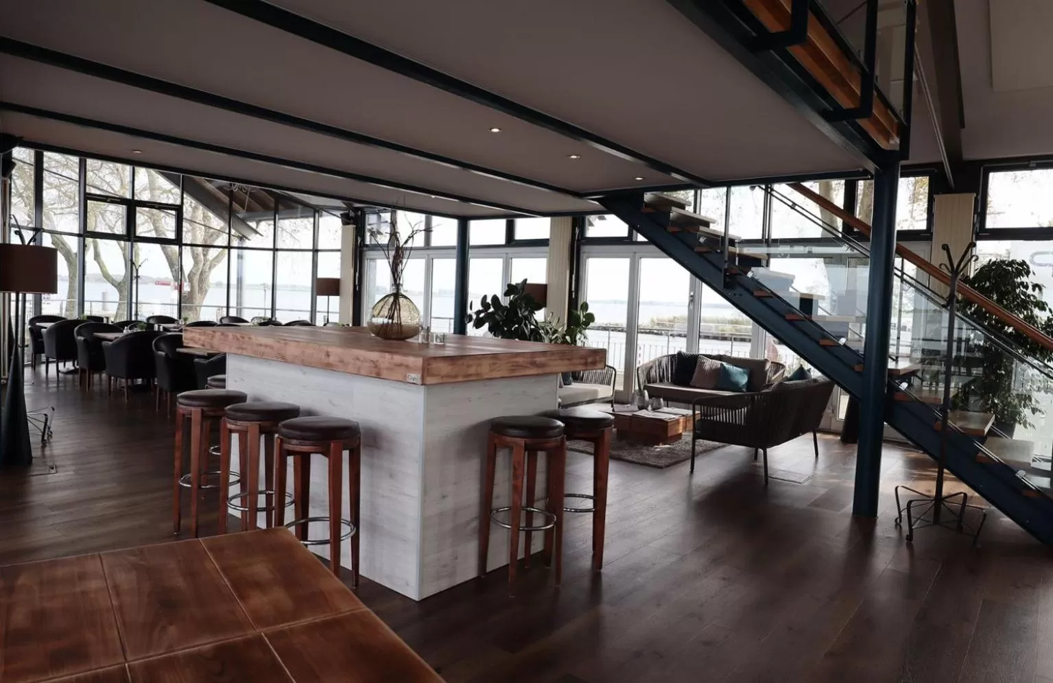 Restaurant/places to eat in Hotel & Restaurant Utkiek