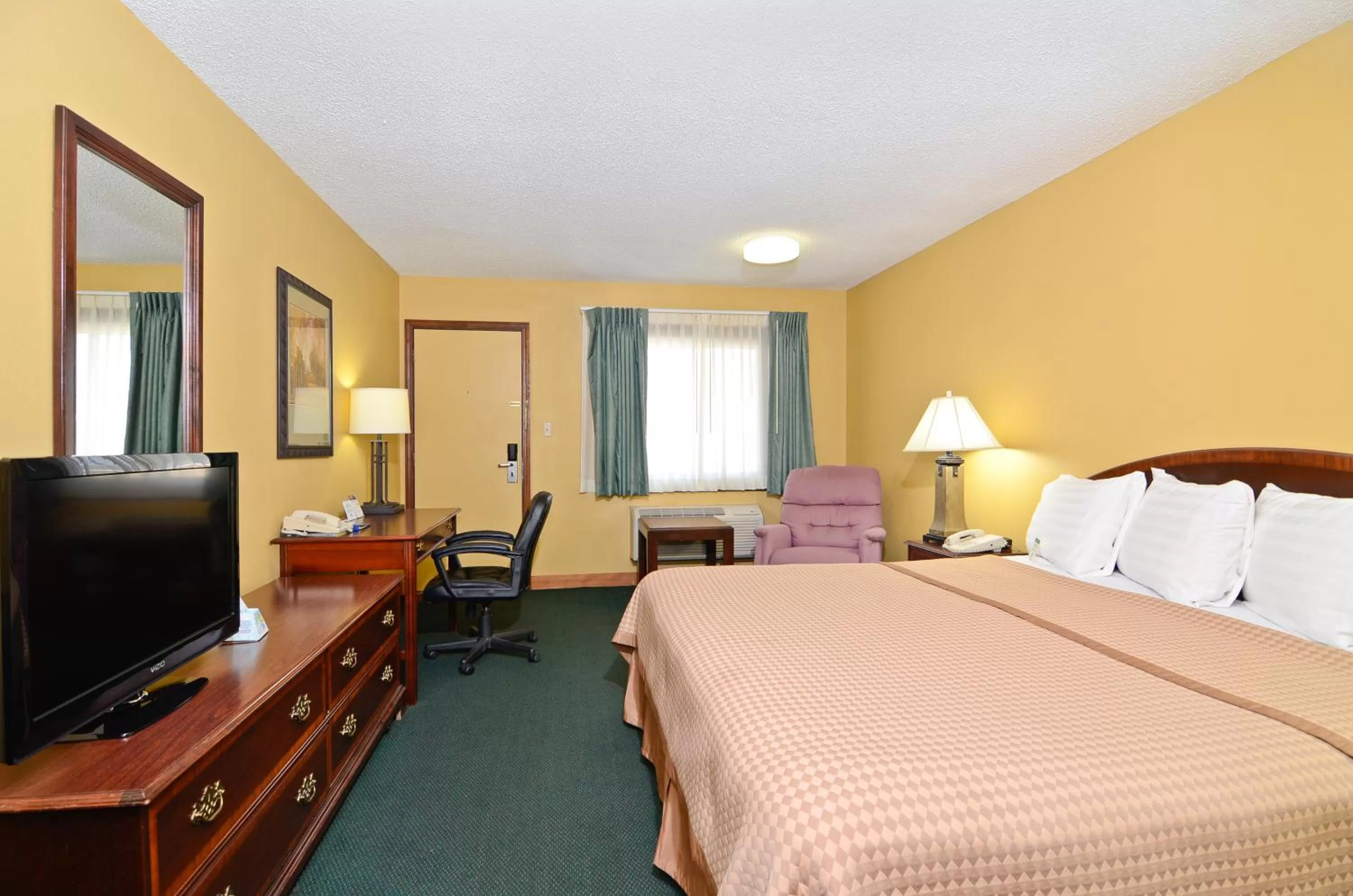 Americas Best Value Inn Iola