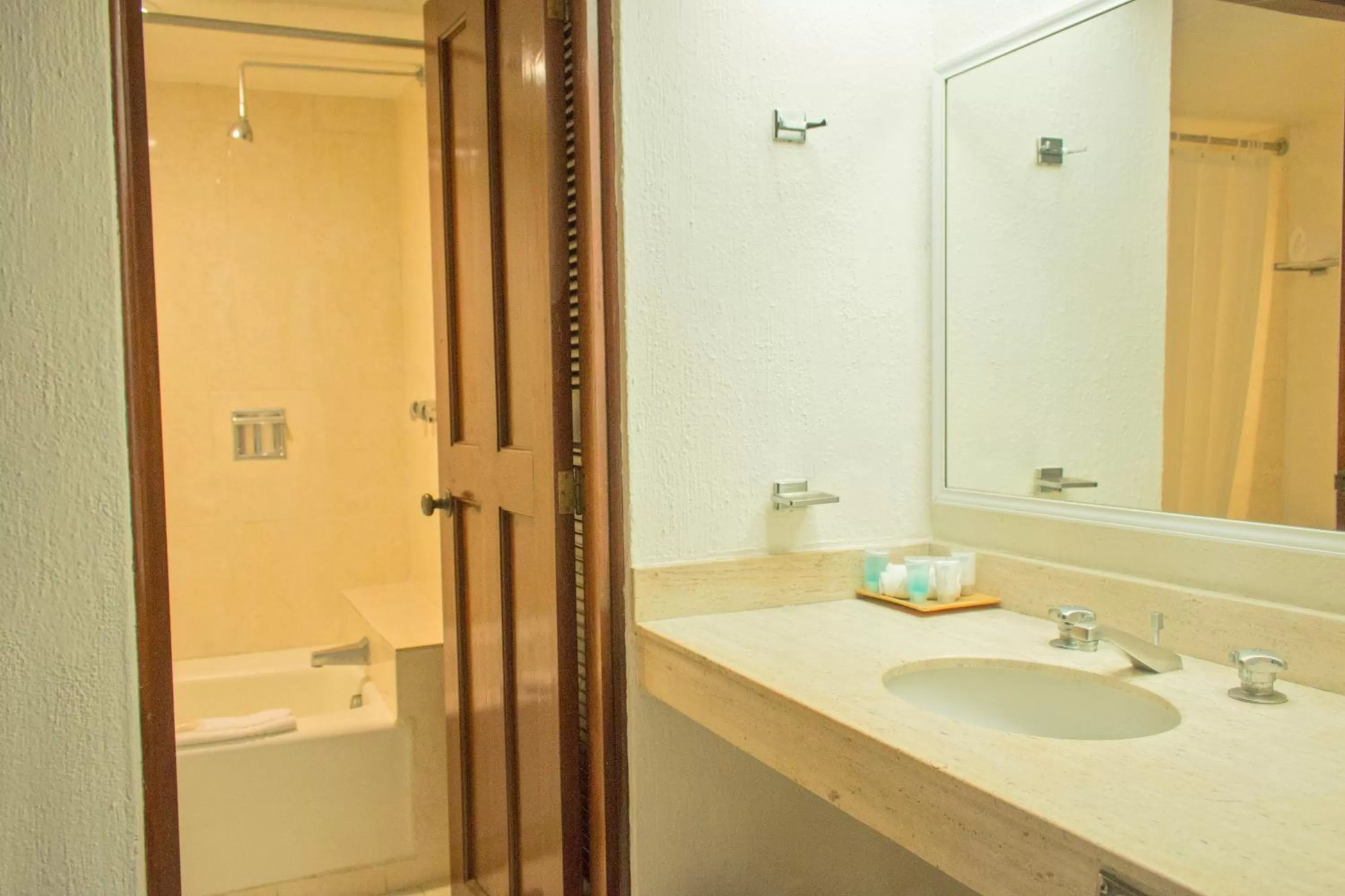 Bathroom in All Ritmo Cancun Resort & Water Park