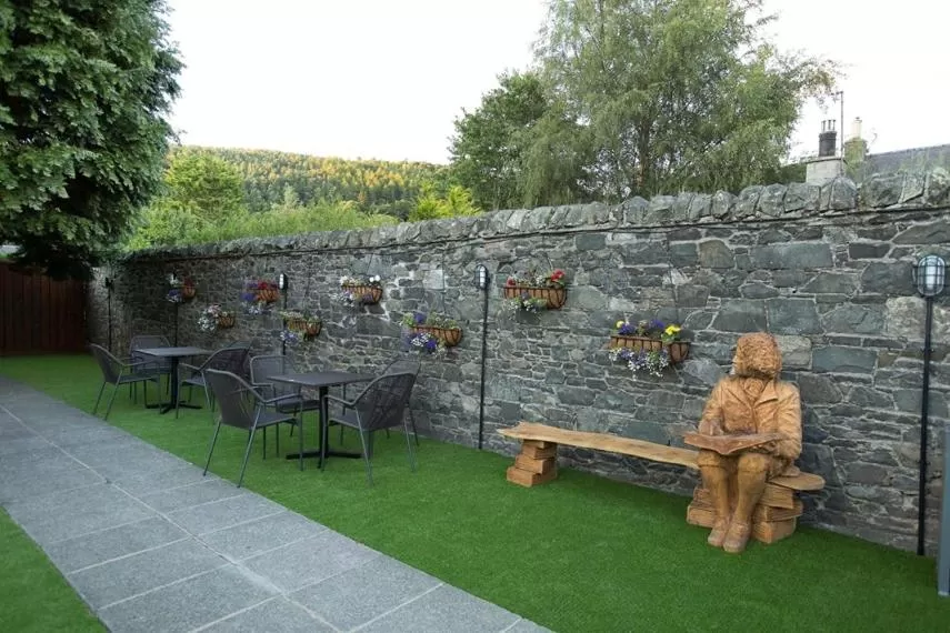 Garden in The Cross Keys Wetherspoon