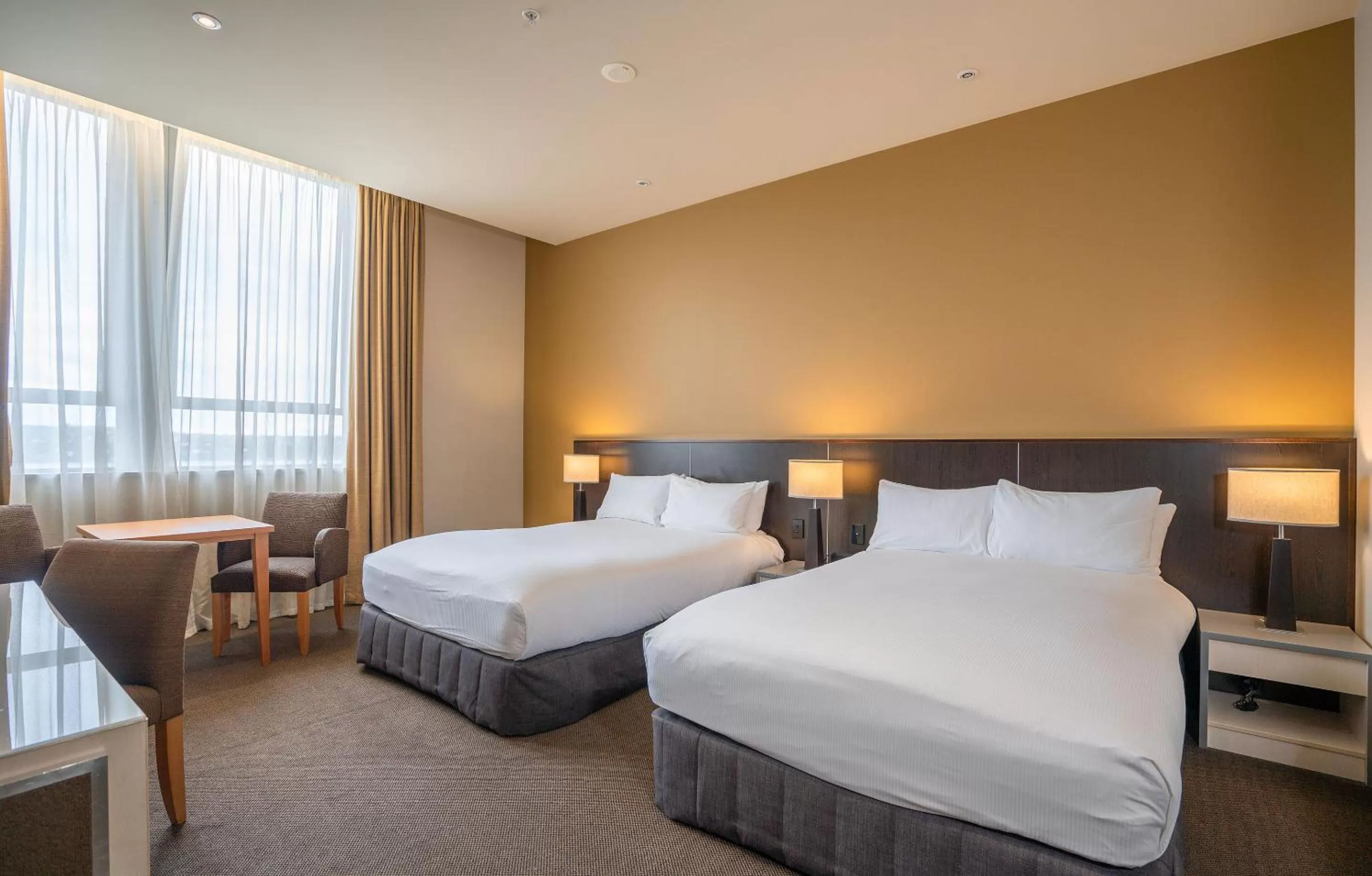 Bed in Scenic Hotel Dunedin City