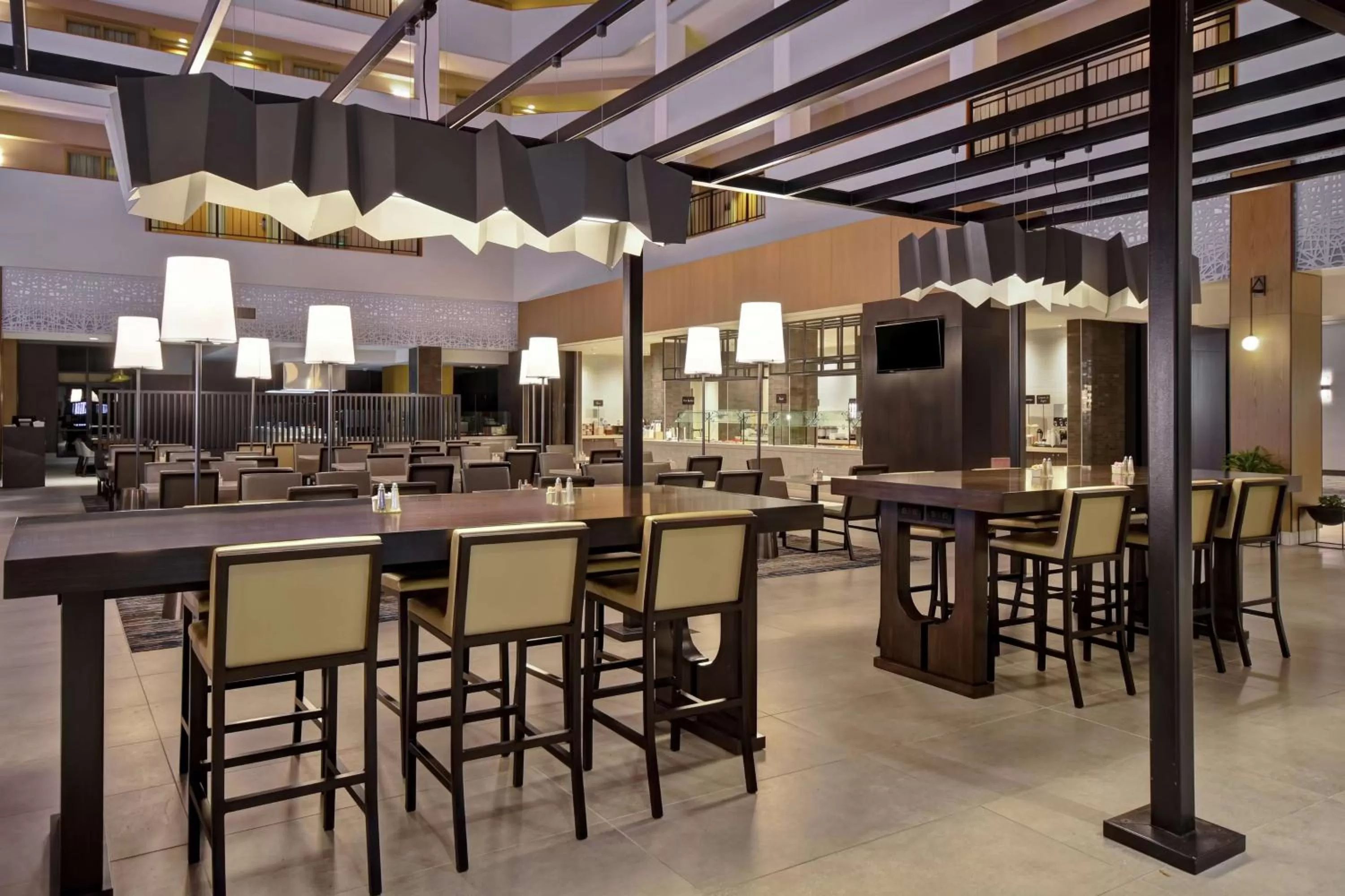 Restaurant/places to eat in Embassy Suites by Hilton Raleigh Durham Research Triangle