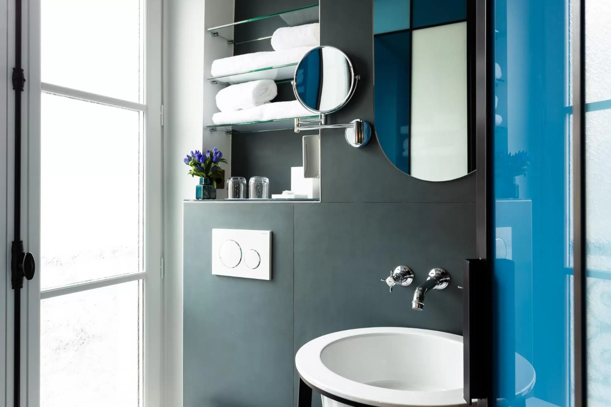 Bathroom in Bonsoir Madame