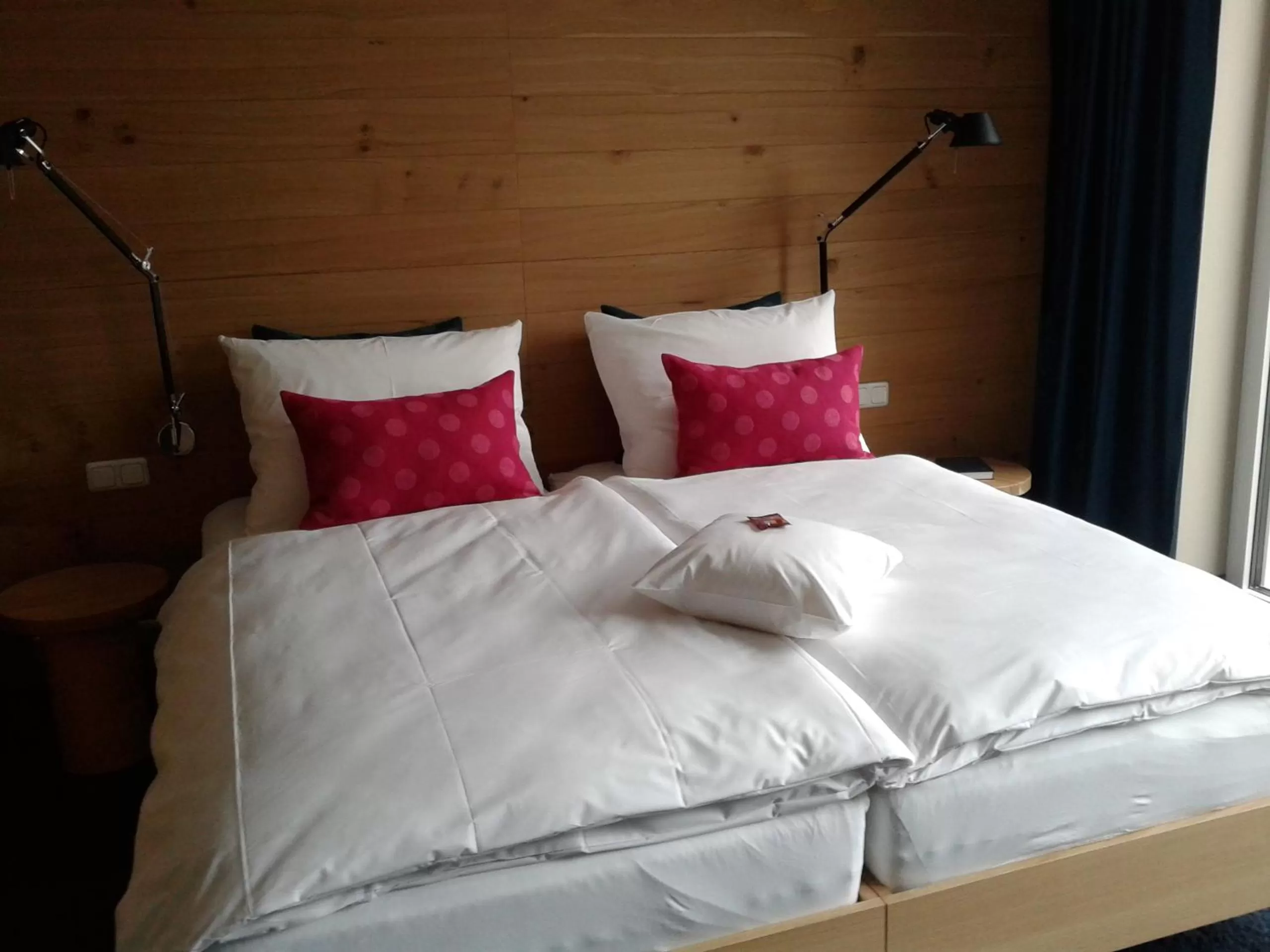 Bed in Claudius Hotel