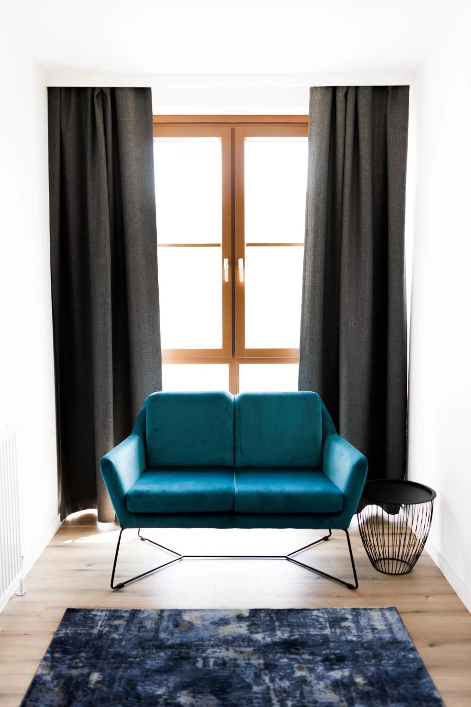 Staff, Seating Area in Kracher Hotel Doppelzimmer