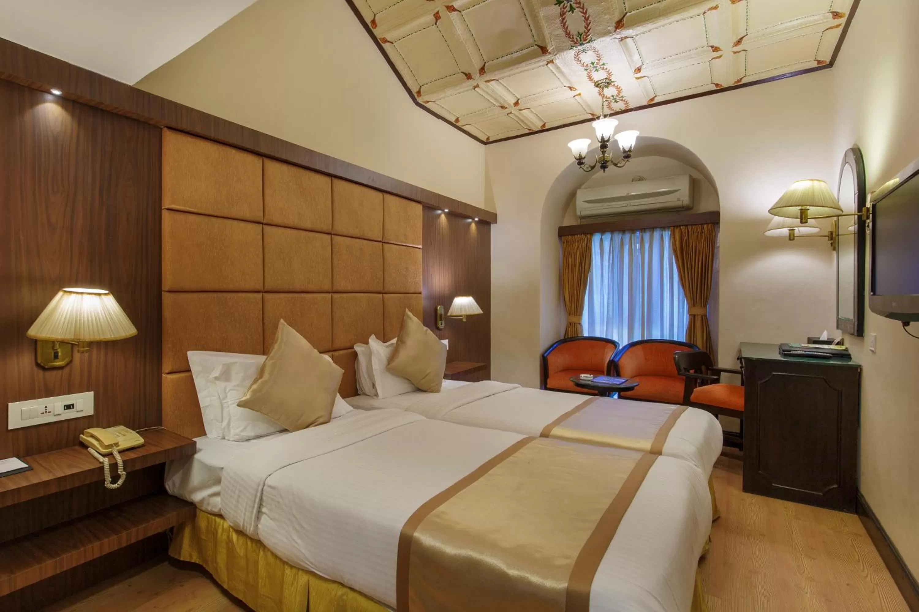 Bed in Hotel Shanker-Palatial Heritage Kathmandu