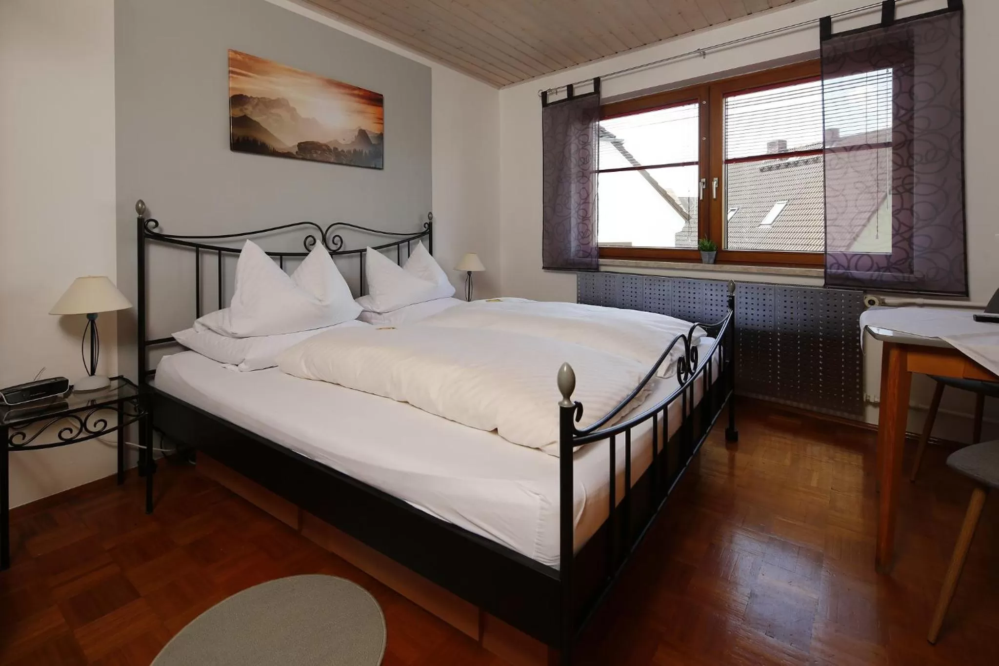 Bedroom, Bed in Gasthof Zur Burg