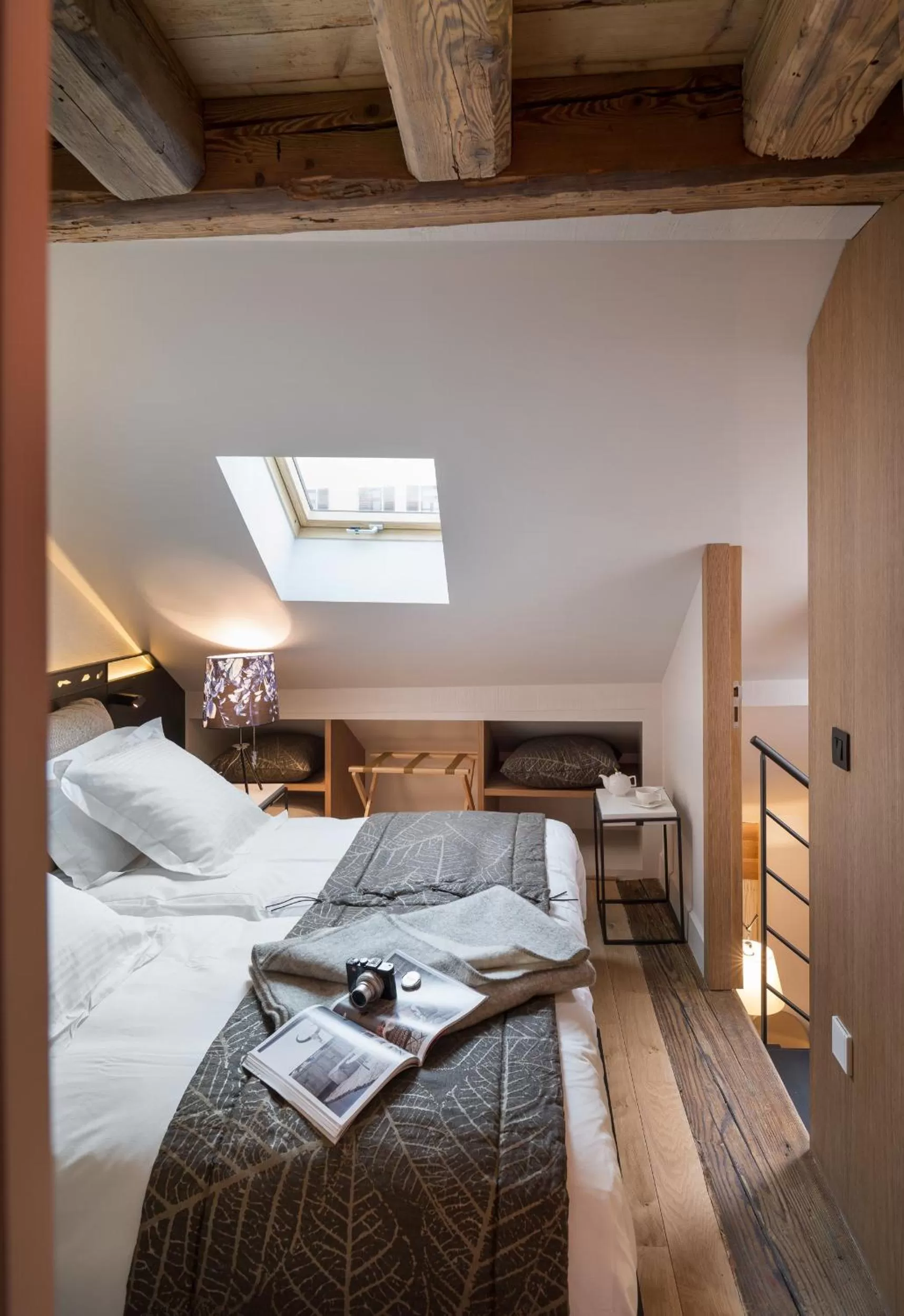 Bedroom, Bed in Les Loges Annecy Vieille Ville