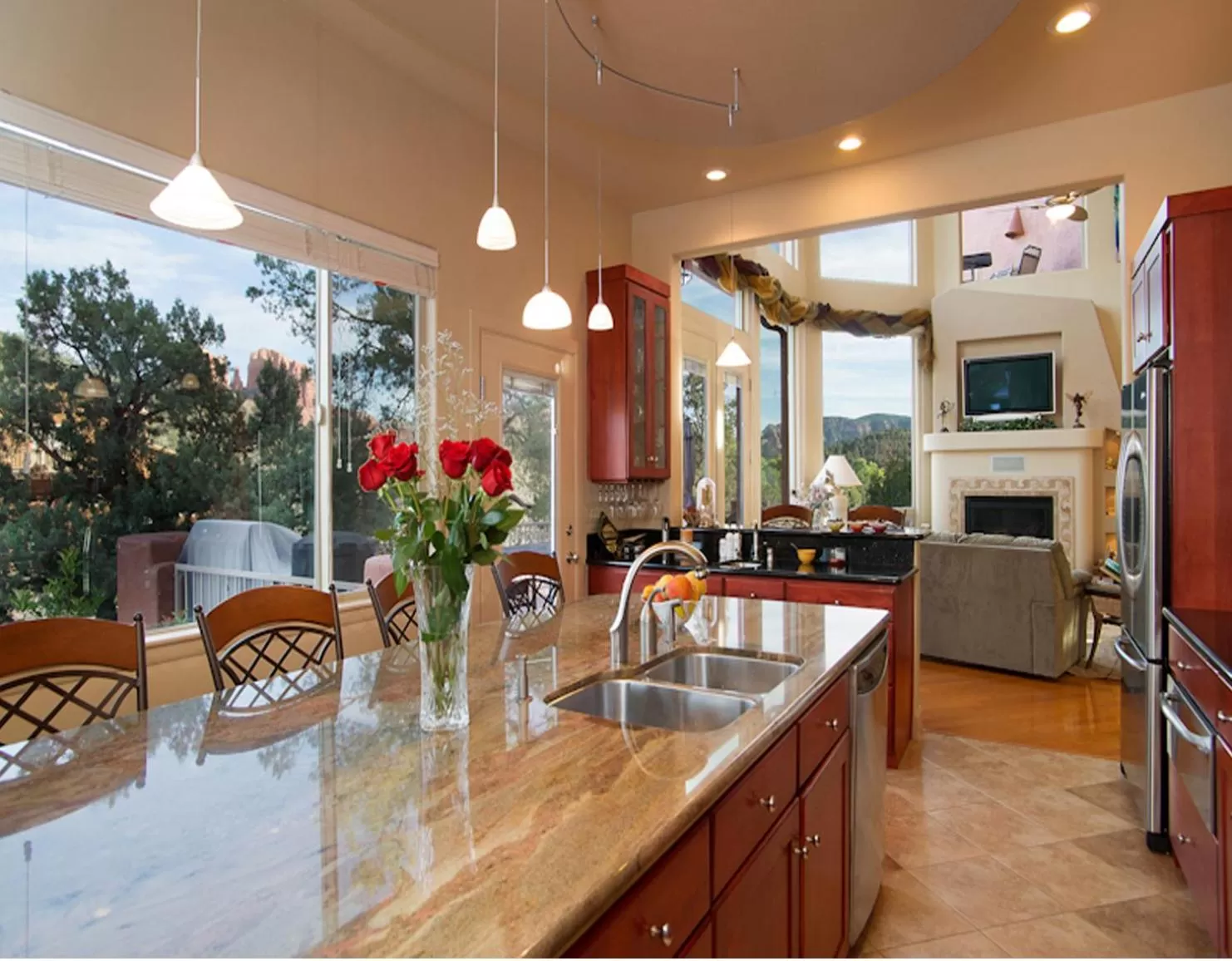 TV and multimedia in Sedona Cathedral Hideaway LLC