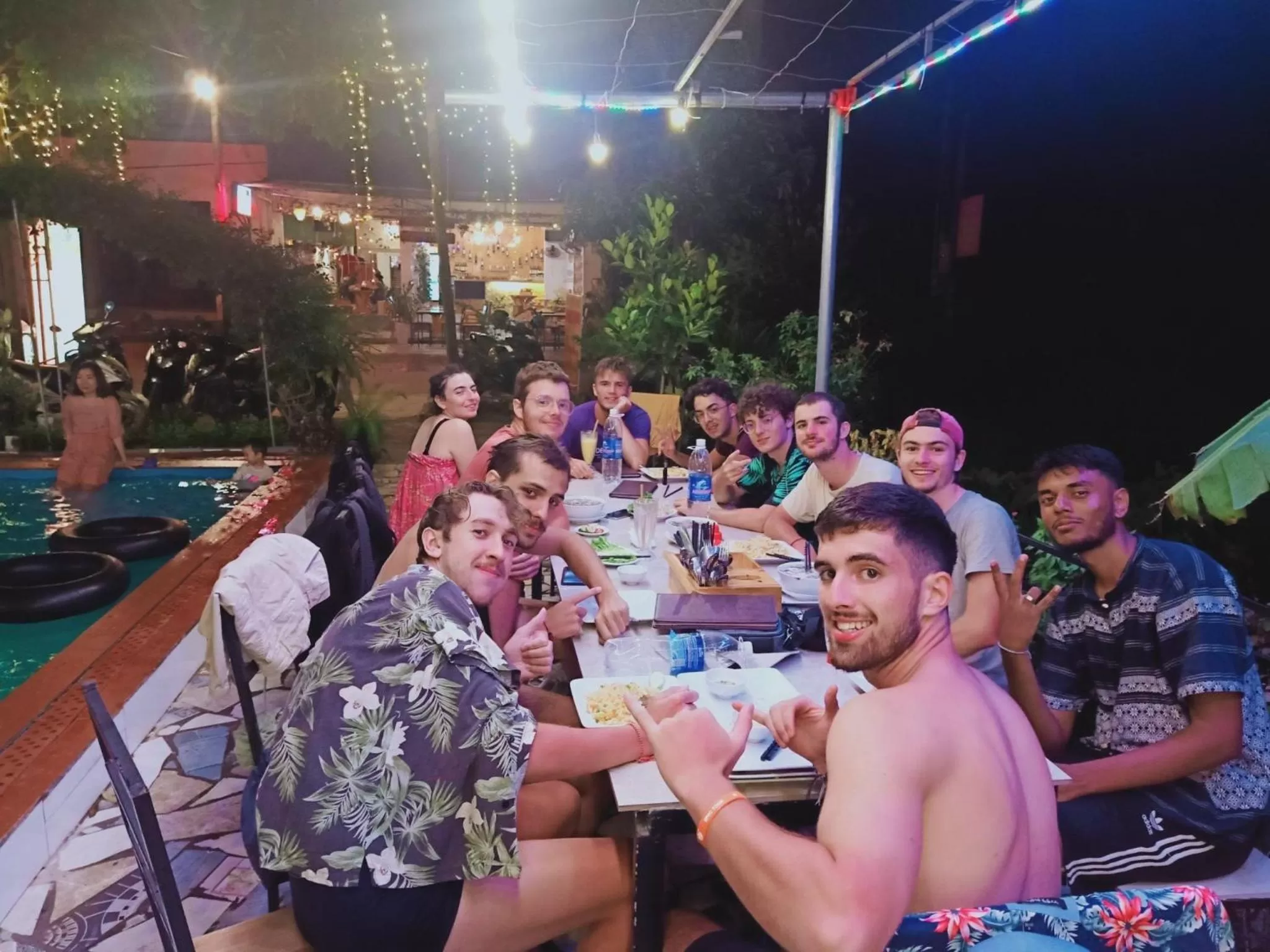 Restaurant/places to eat in Ha Lan Homestay