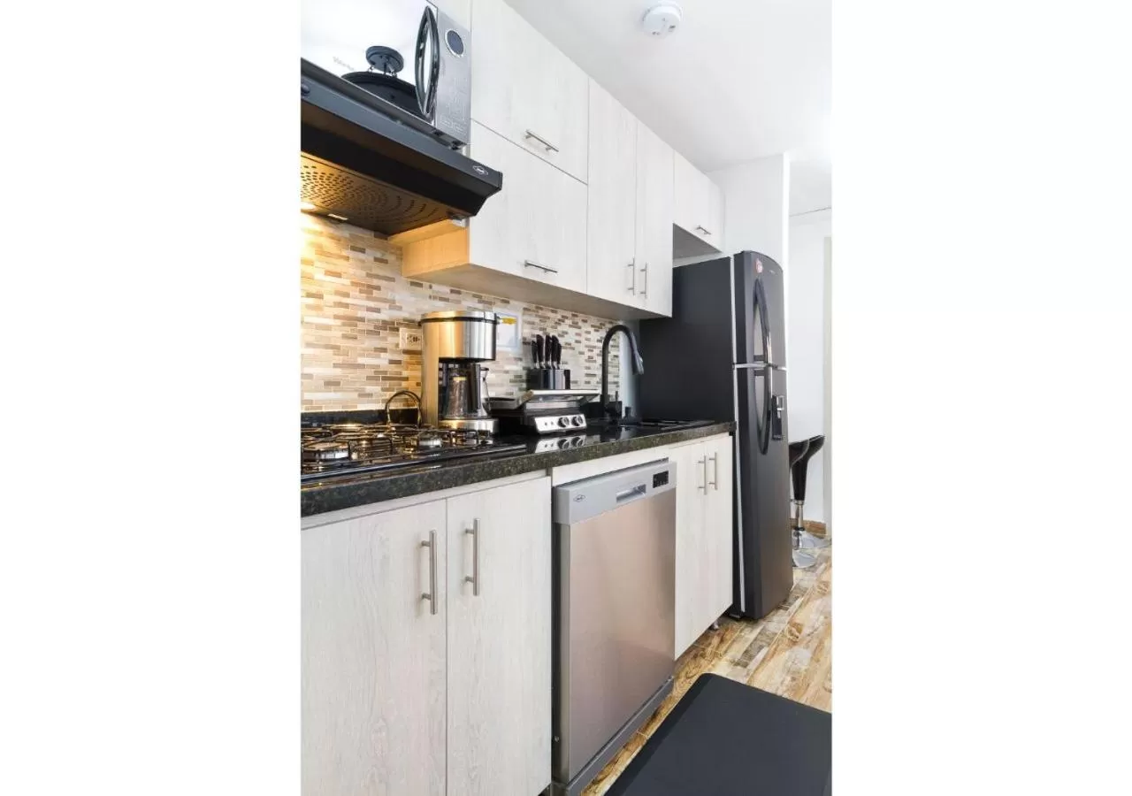 Kitchen or kitchenette, Kitchen/Kitchenette in Miracle