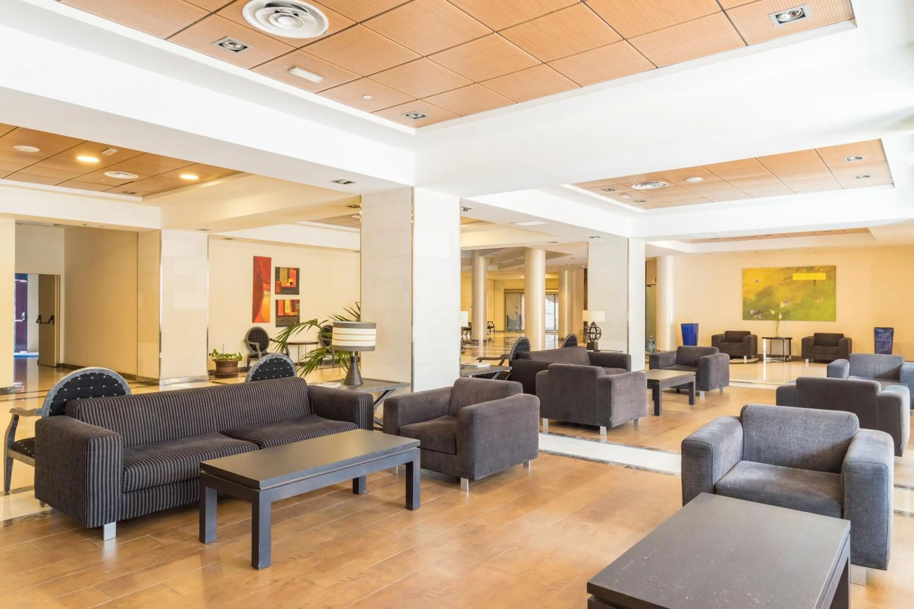 Lobby or reception in Pierre & Vacances Benalmádena Príncipe