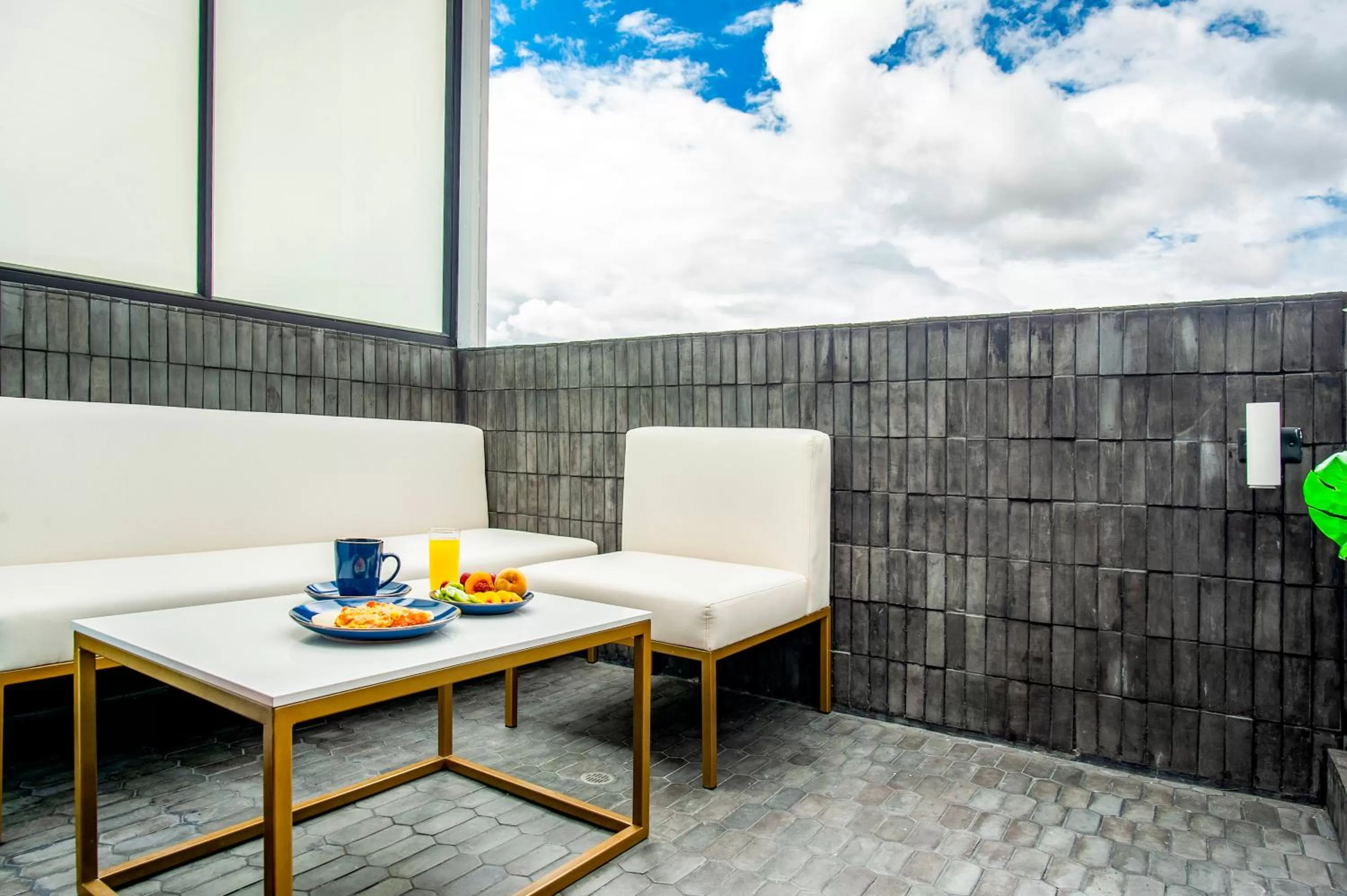 Food and drinks in Hemma Bogotá Country Luxury Suites Hotel