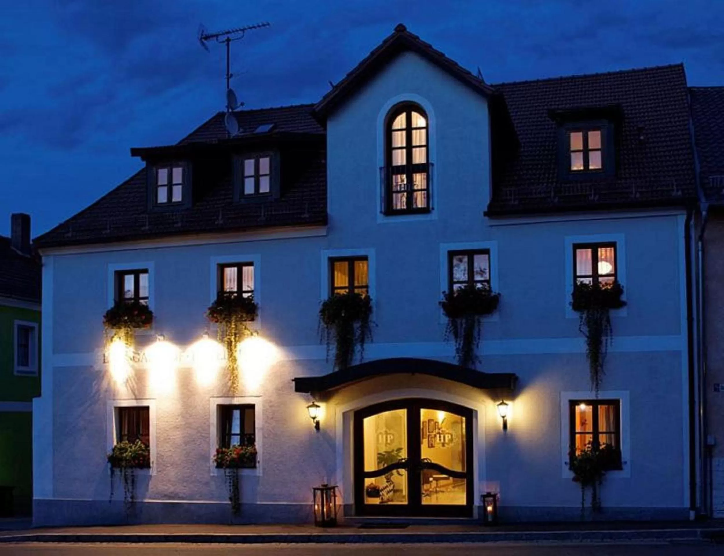 Facade/entrance in Zedernhof Gesundheits- & Wellnesshotel